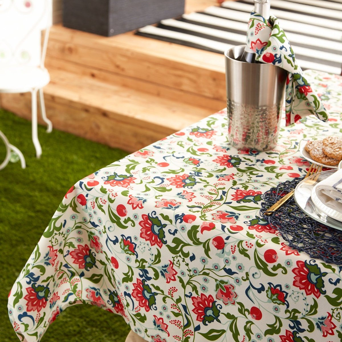 Garden Floral Print Outdoor Tablecloth - Pier 1