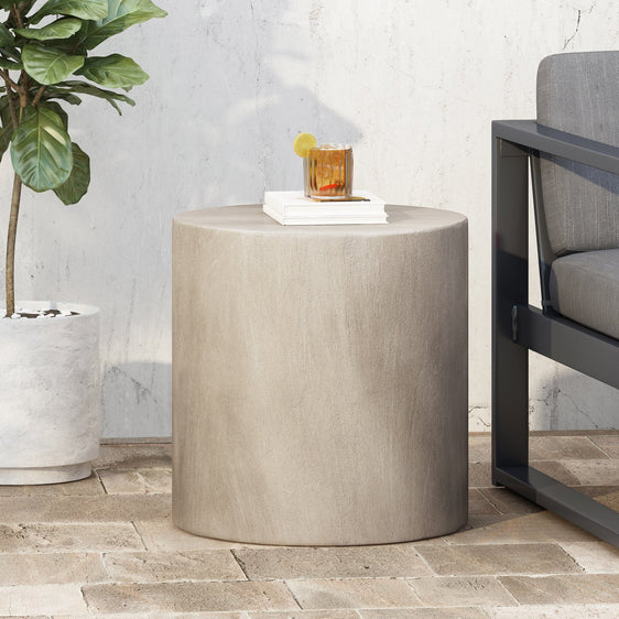 Outdoor-Concrete-Side-Table-Outdoor-Tables