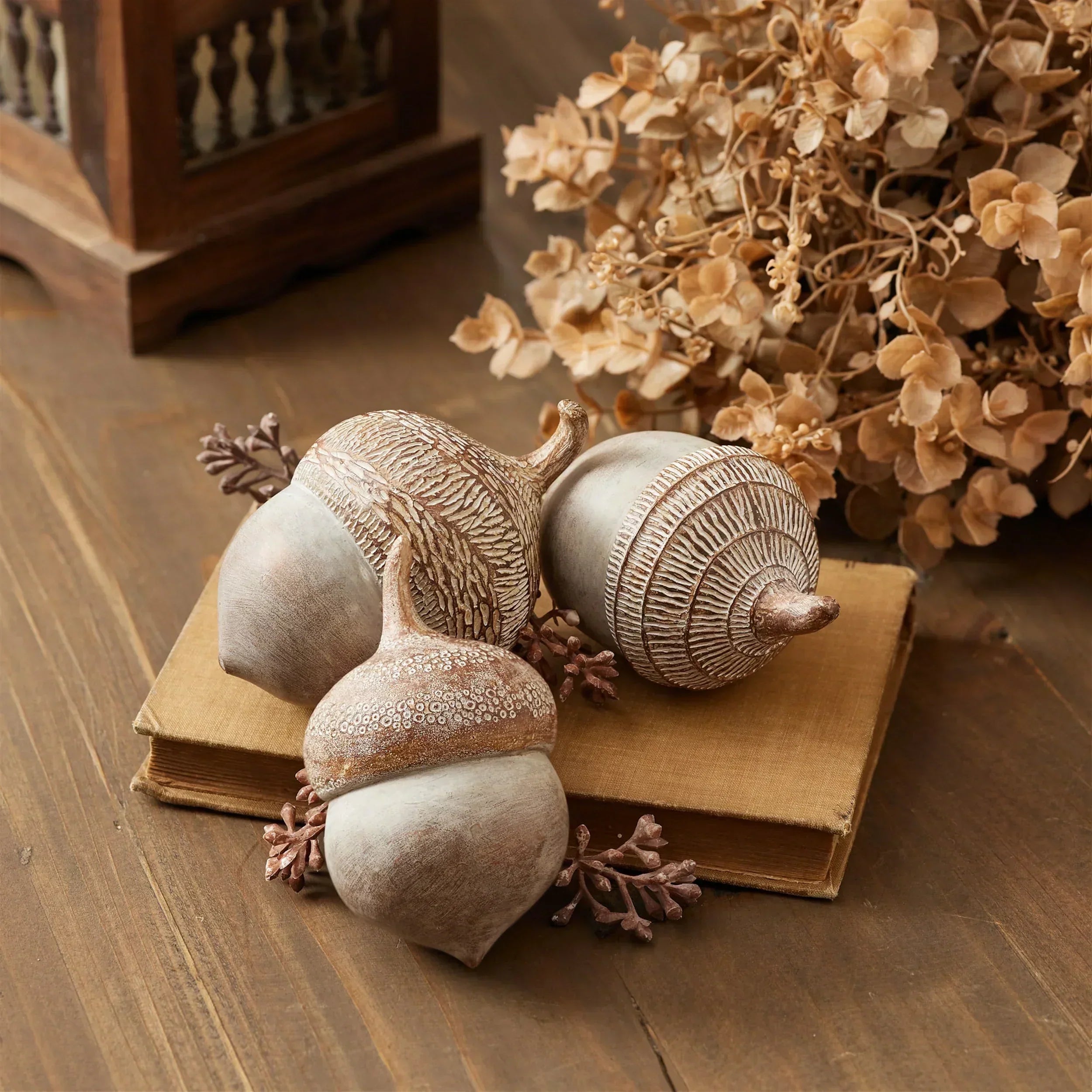 Fall Home Decor Trends: Cozy Earth Tones & Autumn Decorating Ideas