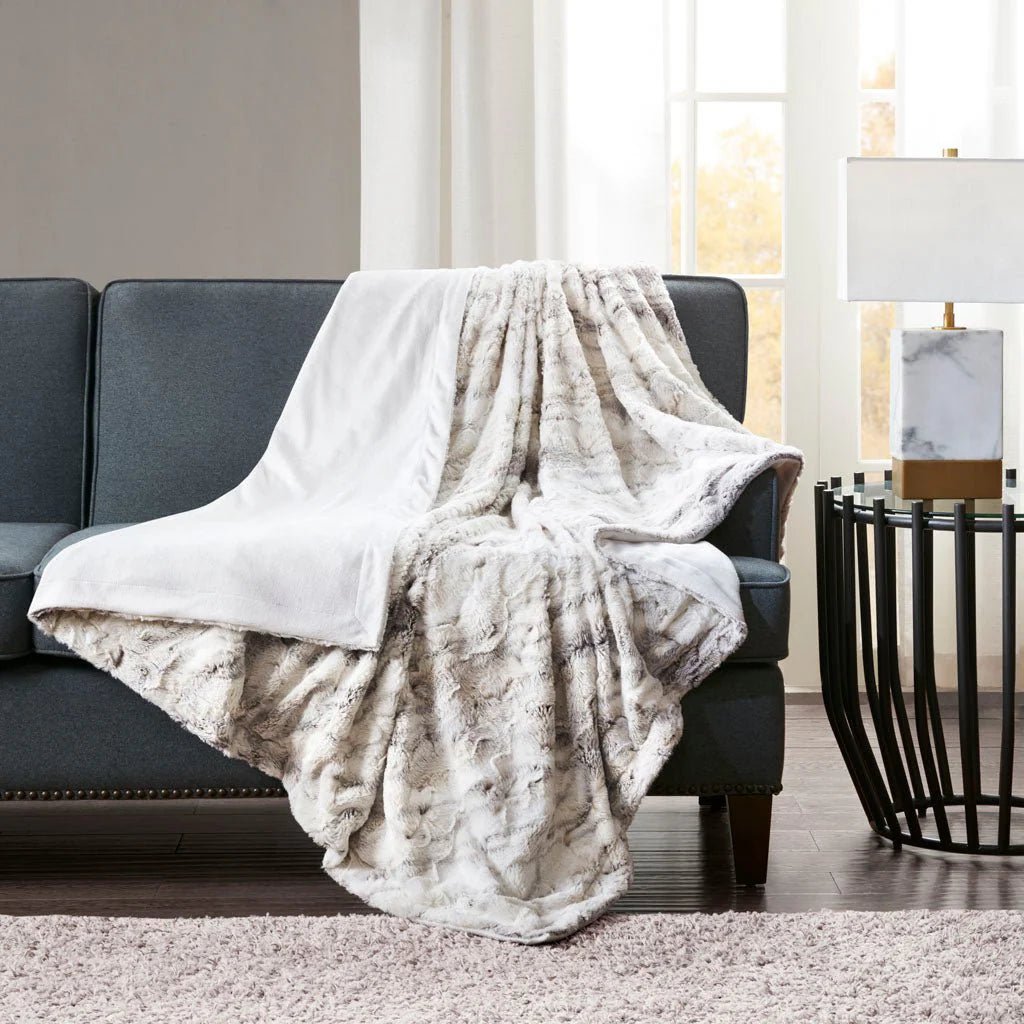 Hygge-Inspired Decorating Tips to Create a Cozy Holiday Home - Pier 1