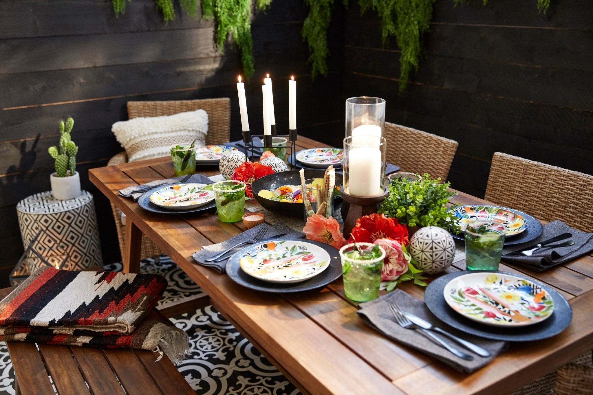 OUTDOOR EVENING COCKTAIL PARTY - Pier 1