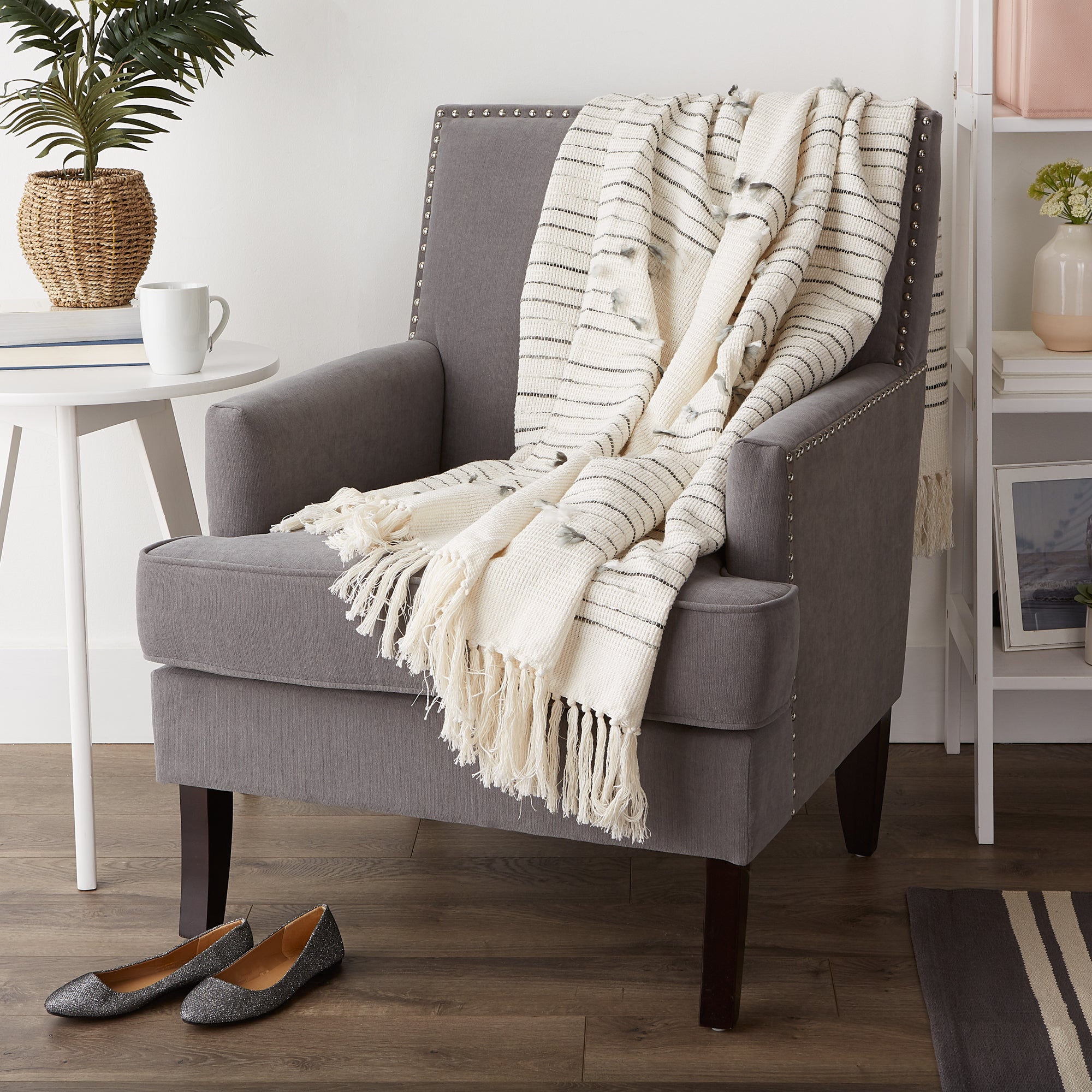 Black & Gray Diamond Cut Throw