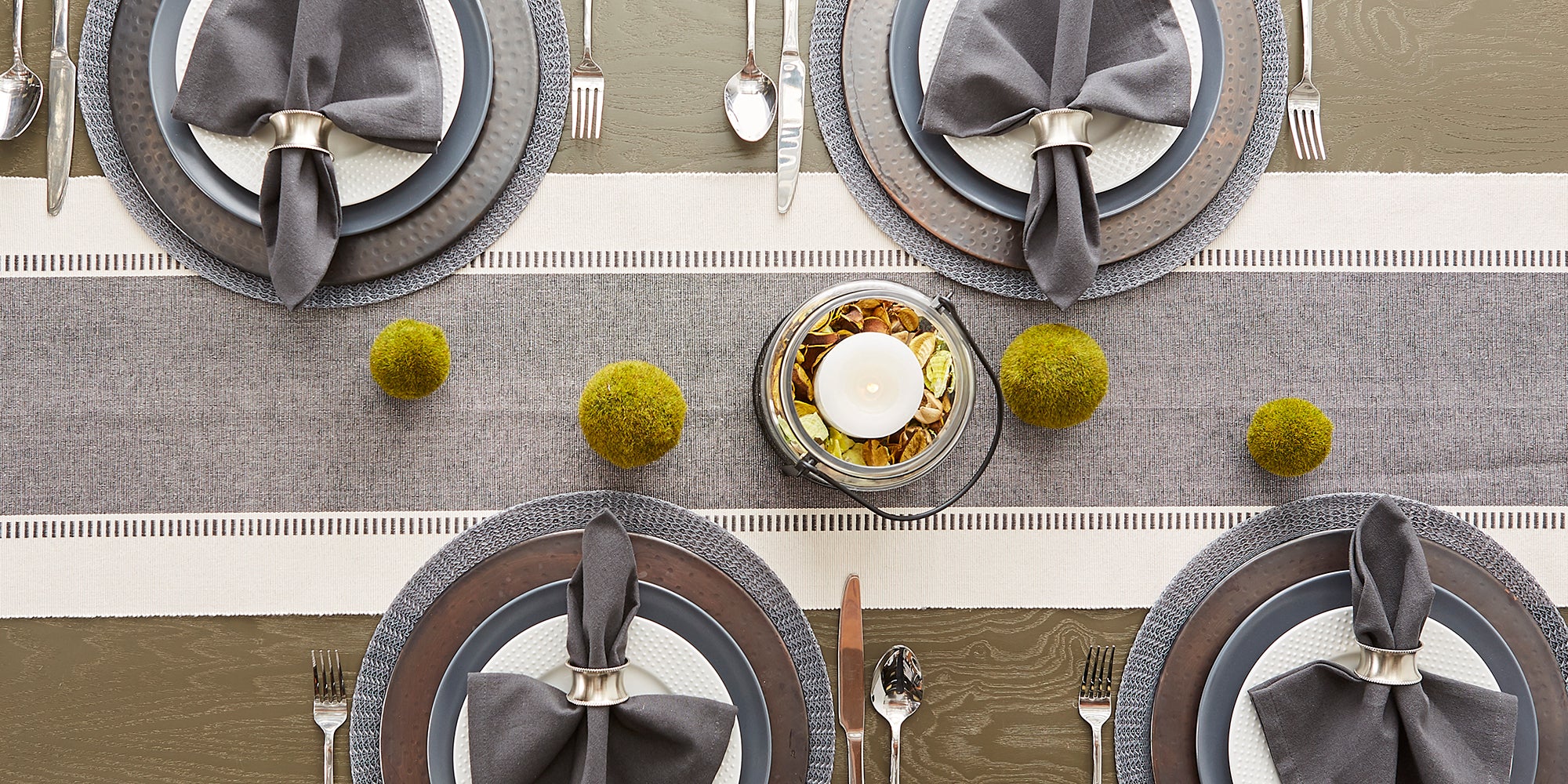 Gray Floral Pp Woven Round Placemat, Set of 6