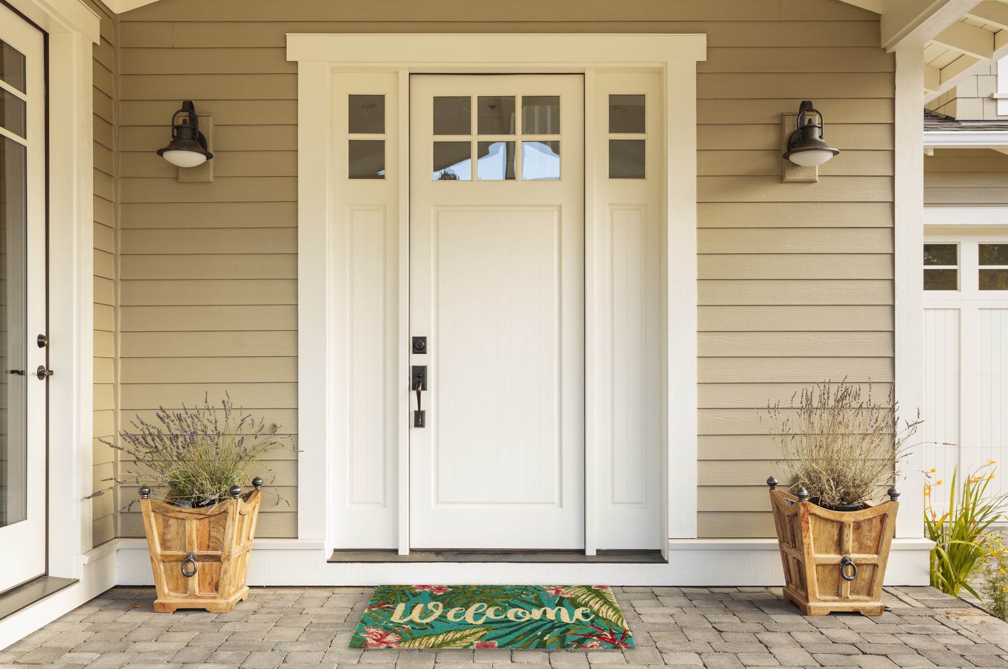 DII Tropical Welcome Doormat, Non-Slip PVC Backing