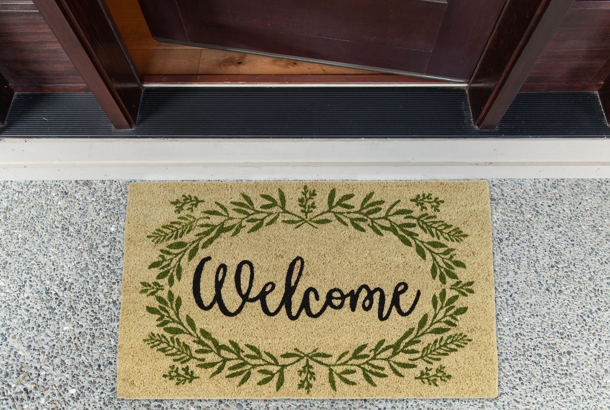 DII Natural Coir Doormat Outdoor Welcome Mat, Greenery