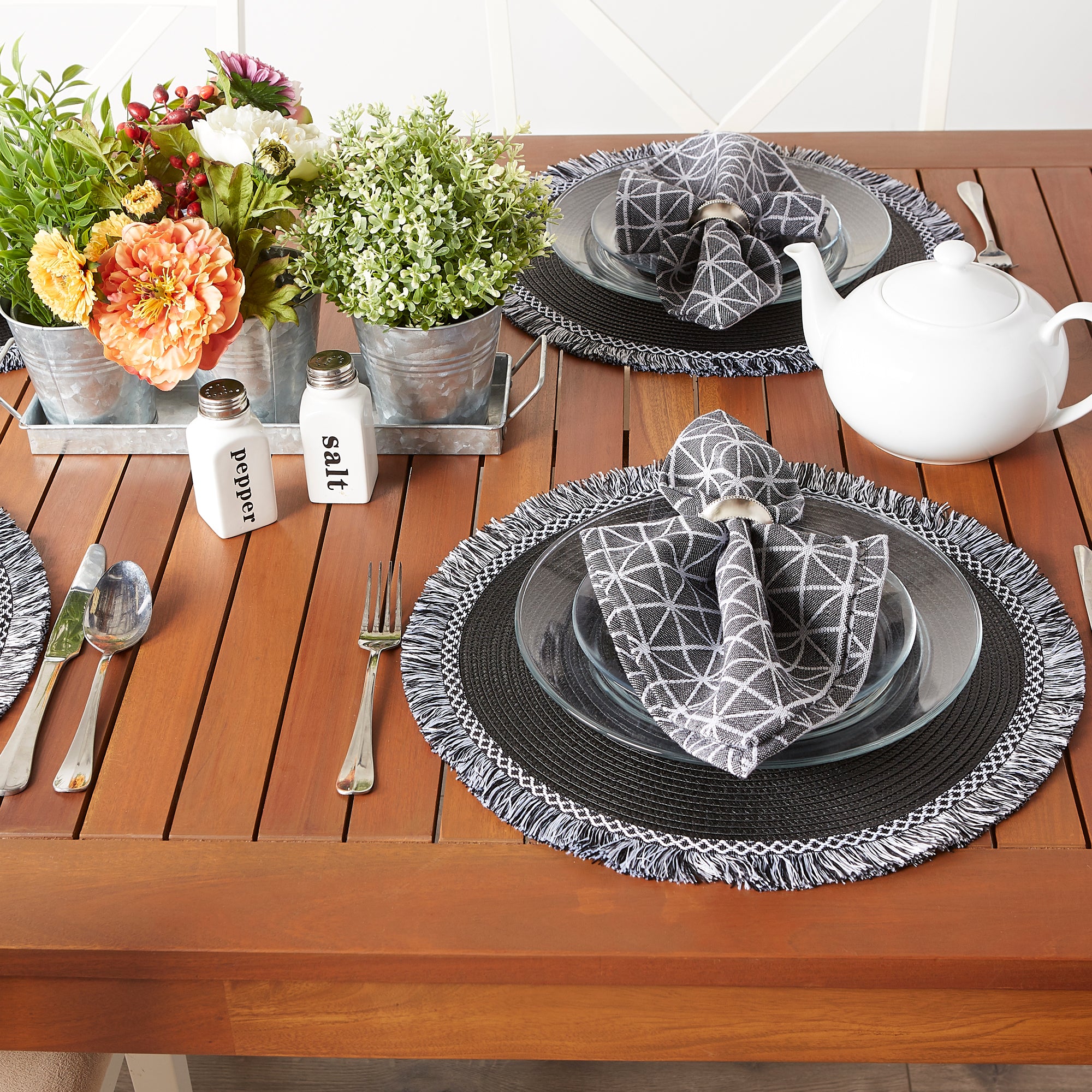 DII Round Fringed Polypropylene Placemat 6-Piece Set