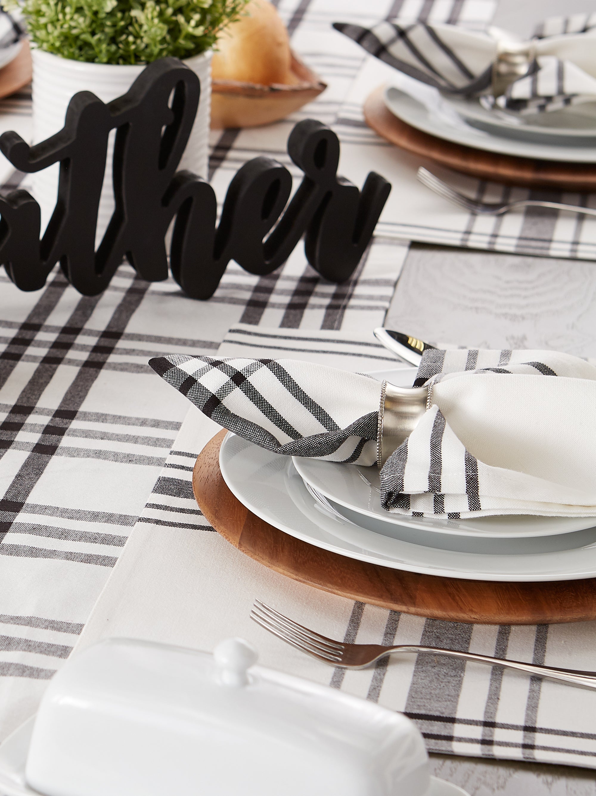 Black Home Sweet Farmhouse Napkin, Set of 6