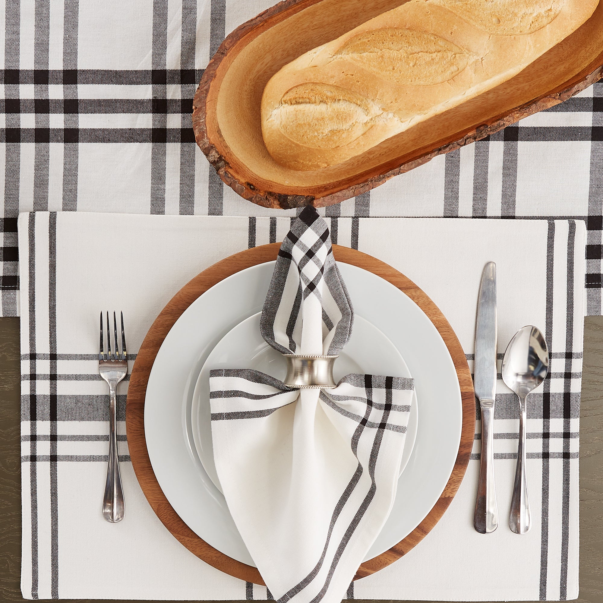Black Home Sweet Farmhouse Napkin, Set of 6