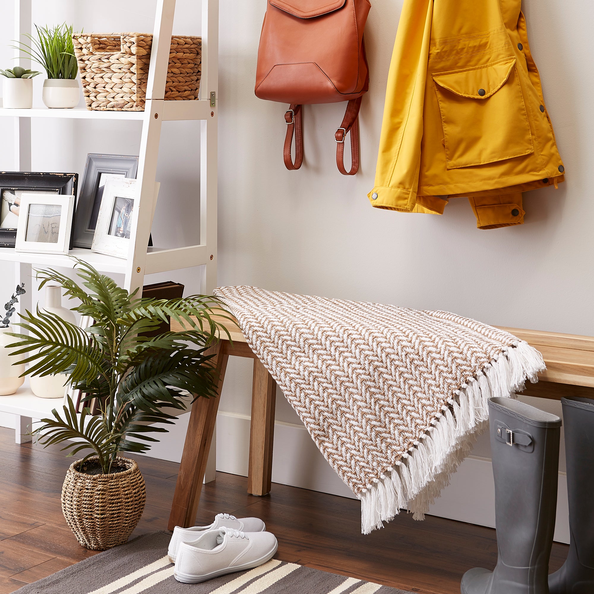 Stone Arrowhead Throw