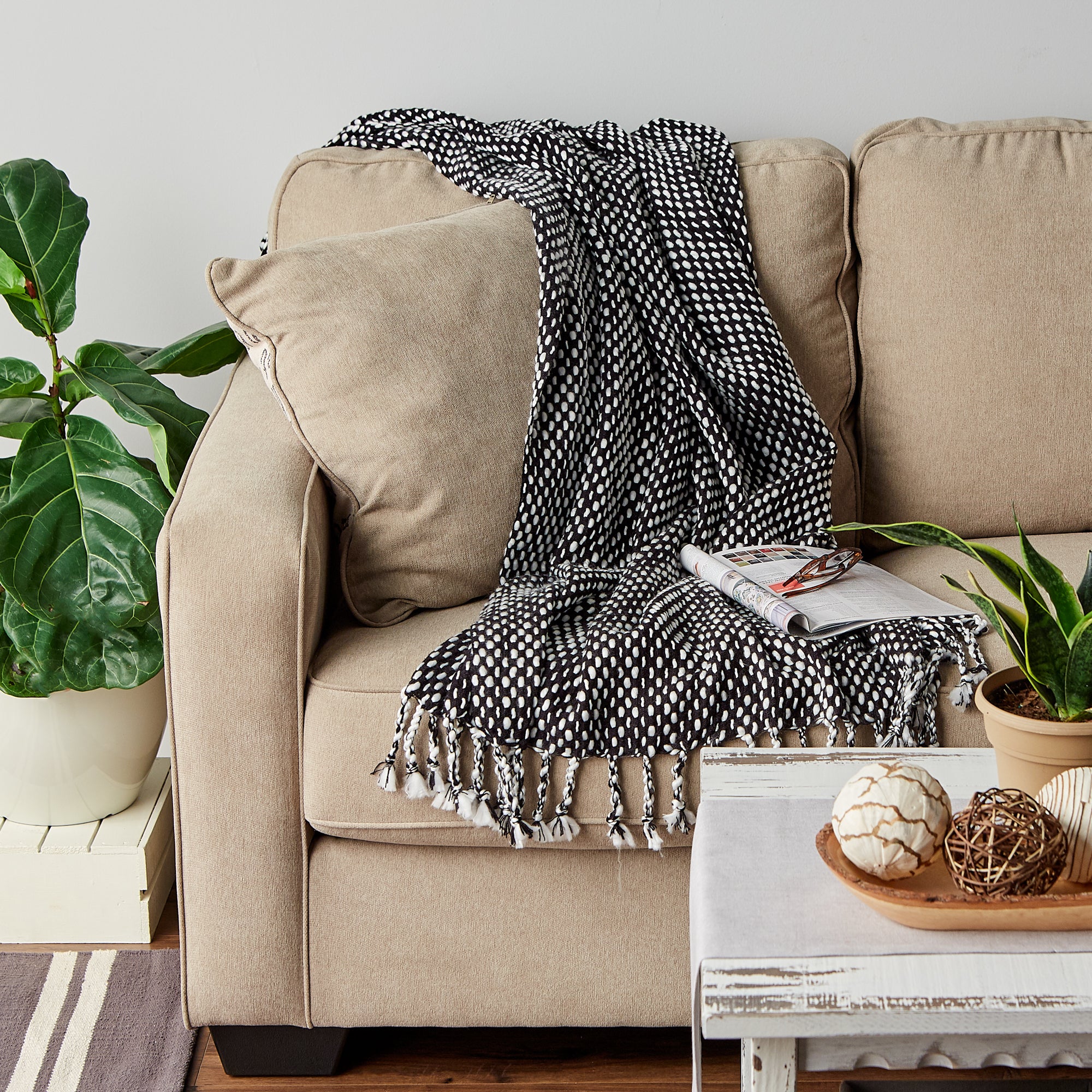 Black & White Textured Acrylic Throw