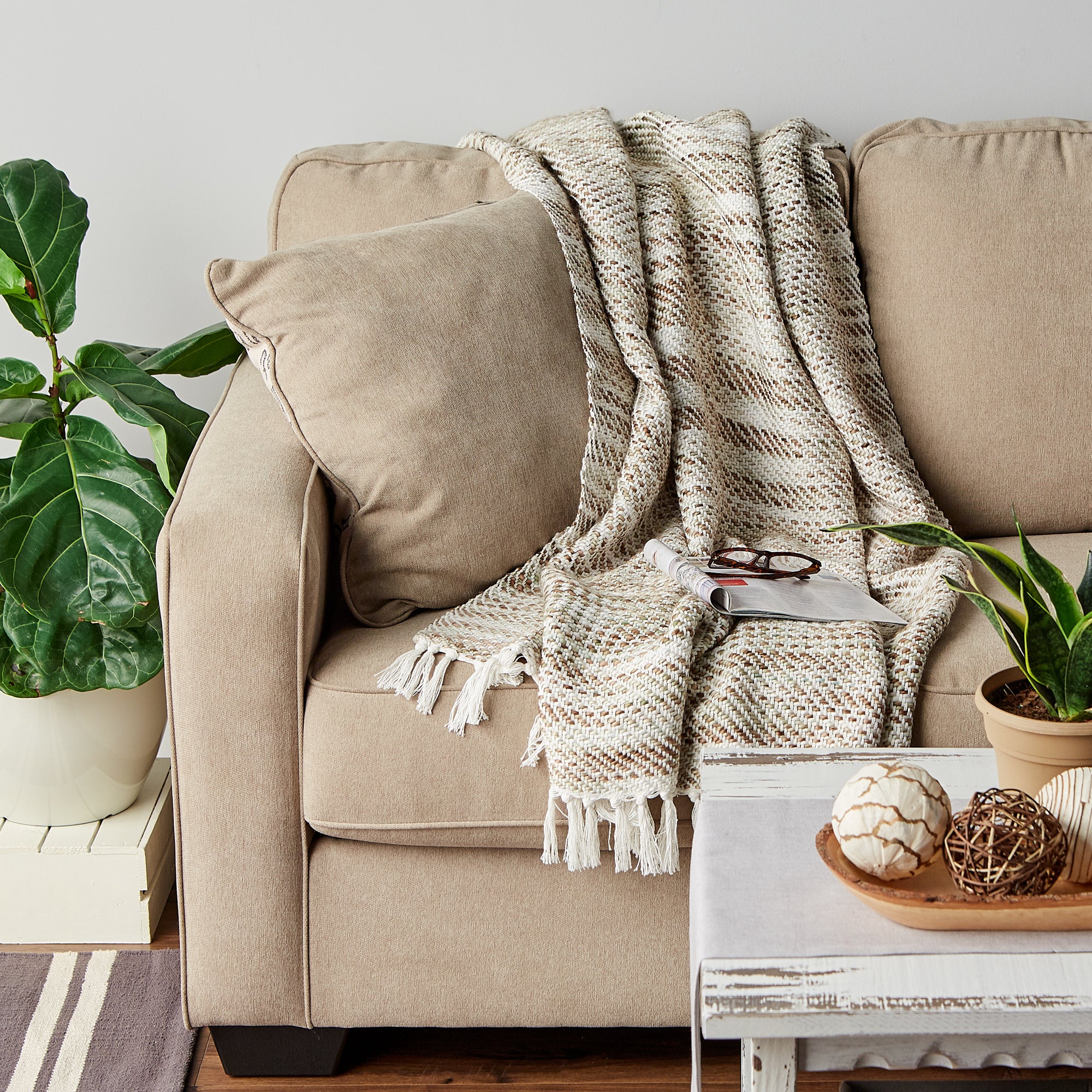 Natural Tone Diagonal Stripe Acrylic Throw