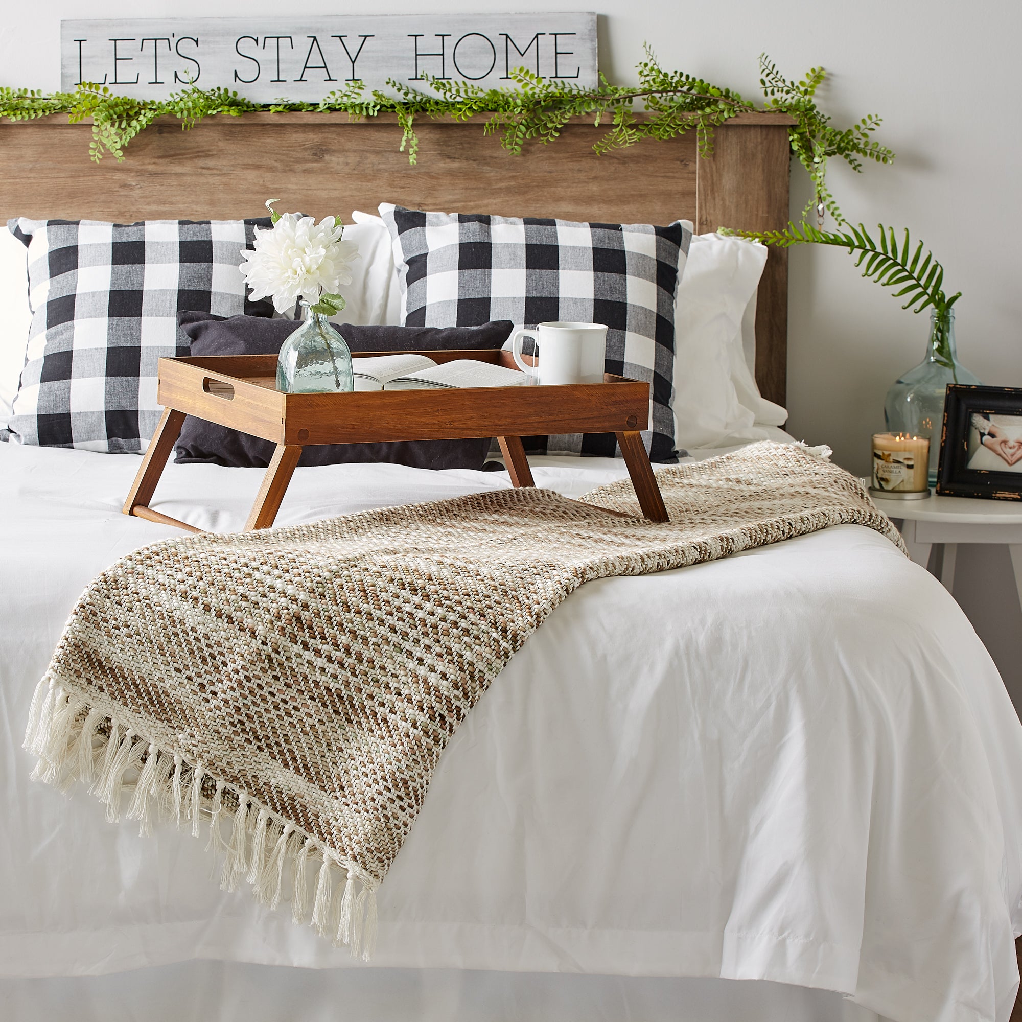 Natural Tone Diagonal Stripe Acrylic Throw