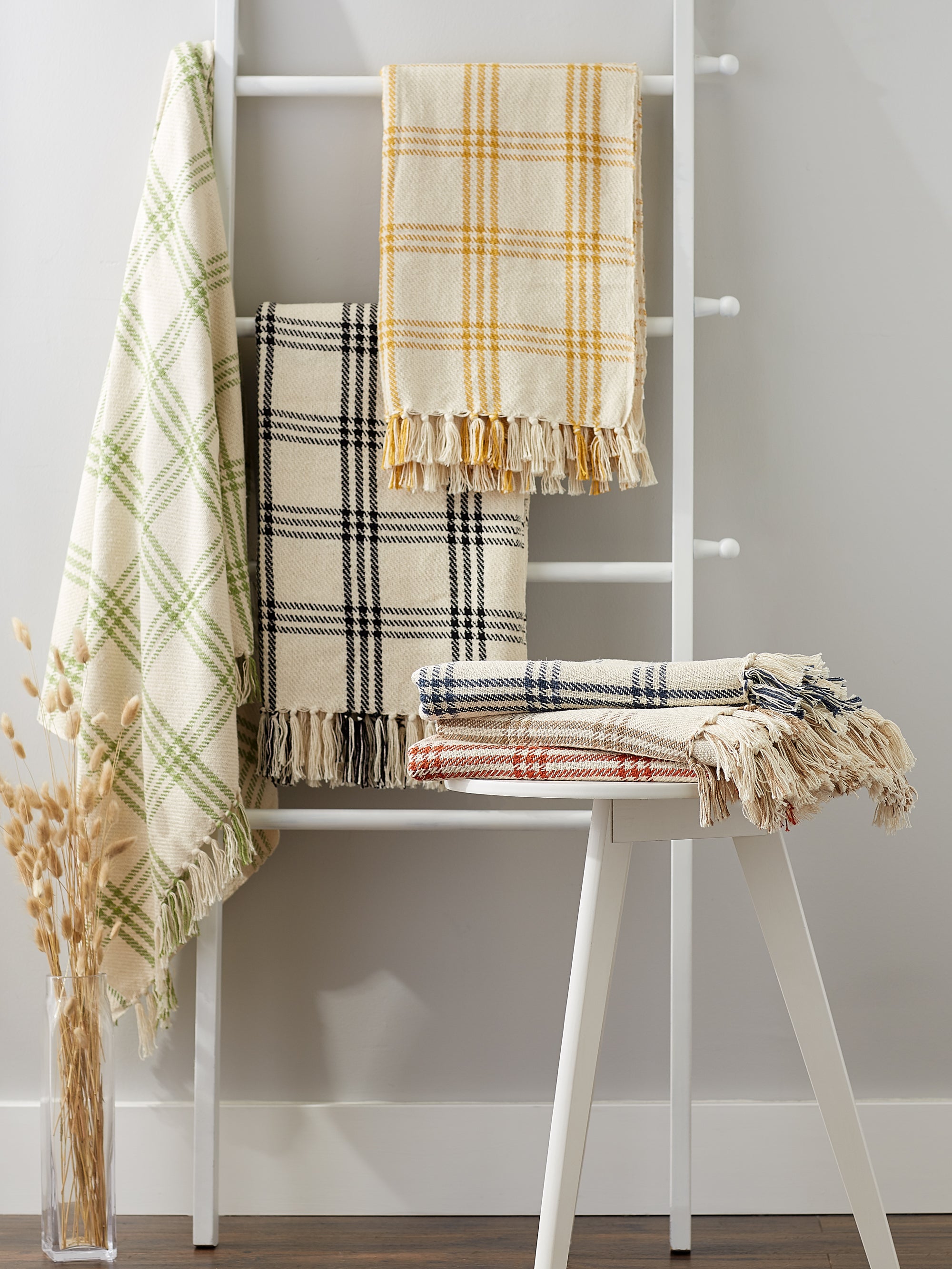 Black Modern Farmhouse Plaid Throw