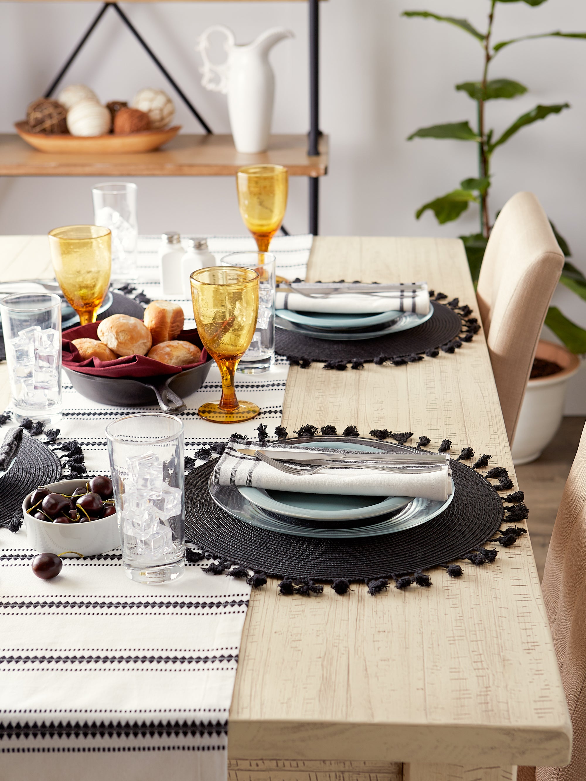 DII Tassel Fringe Polypropylene Woven Round Placemat 6-Piece Set