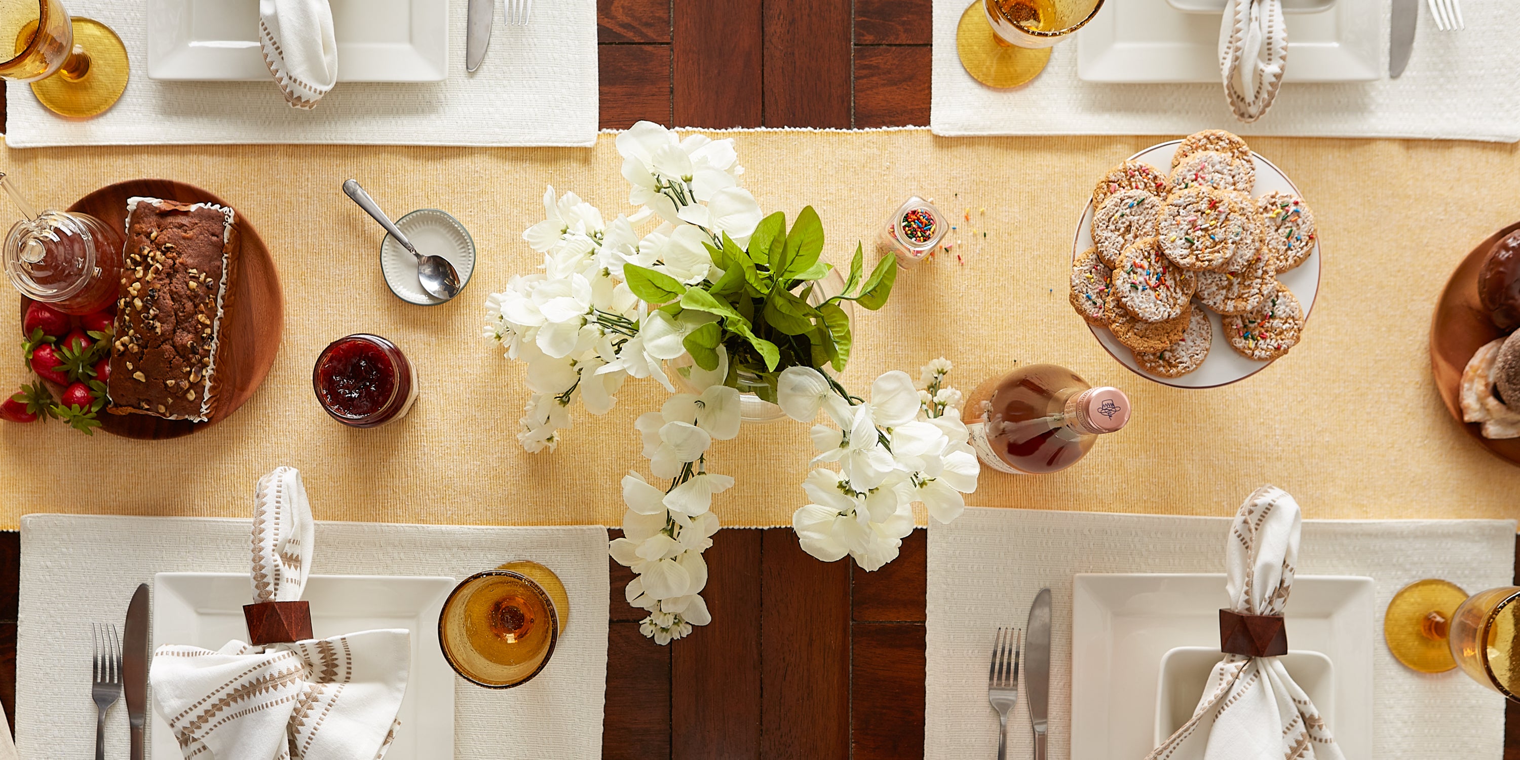 DII Eco-Friendly Chambray Fine Ribbed Table Runner