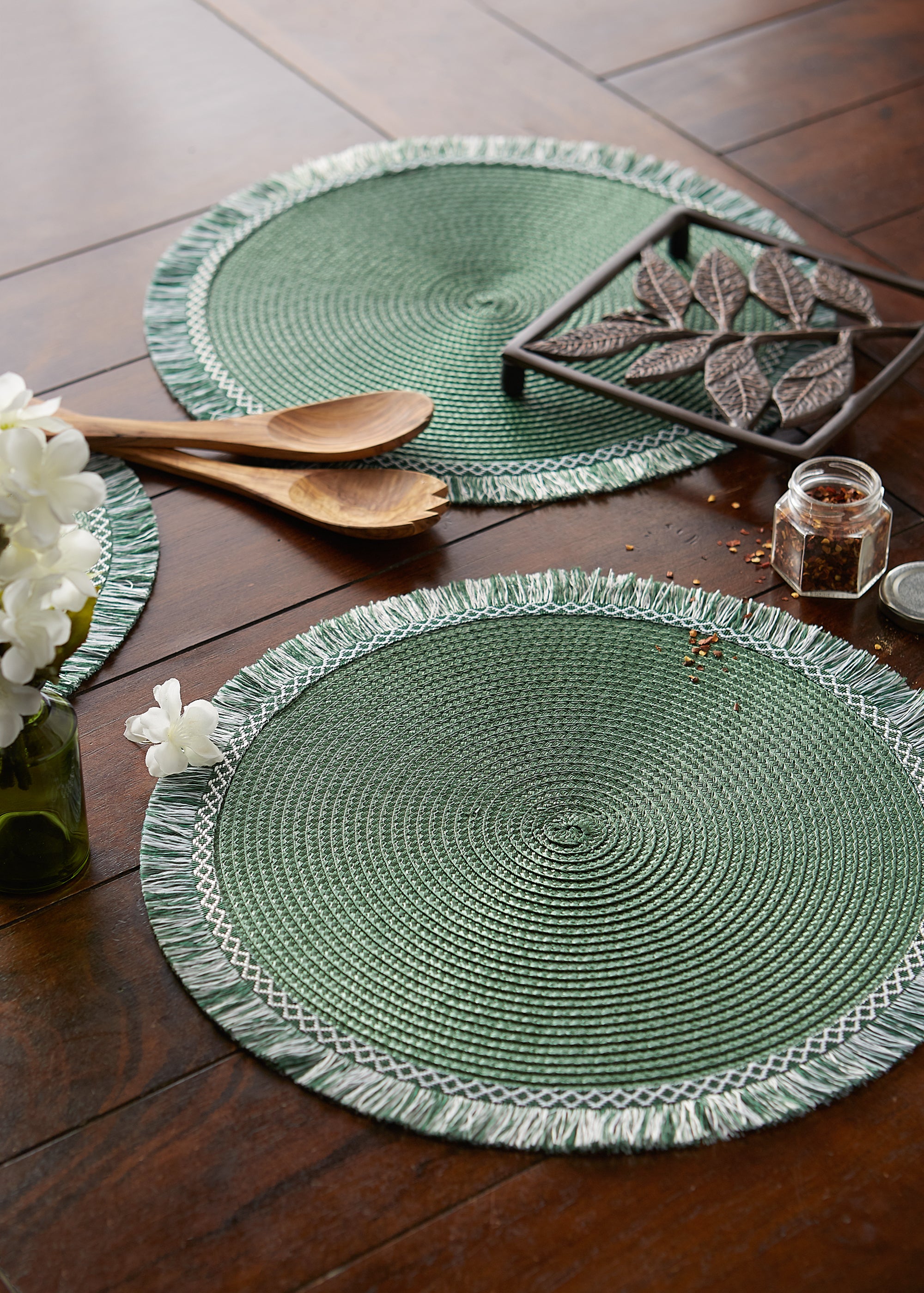 DII Round Fringed Polypropylene Placemat 6-Piece Set