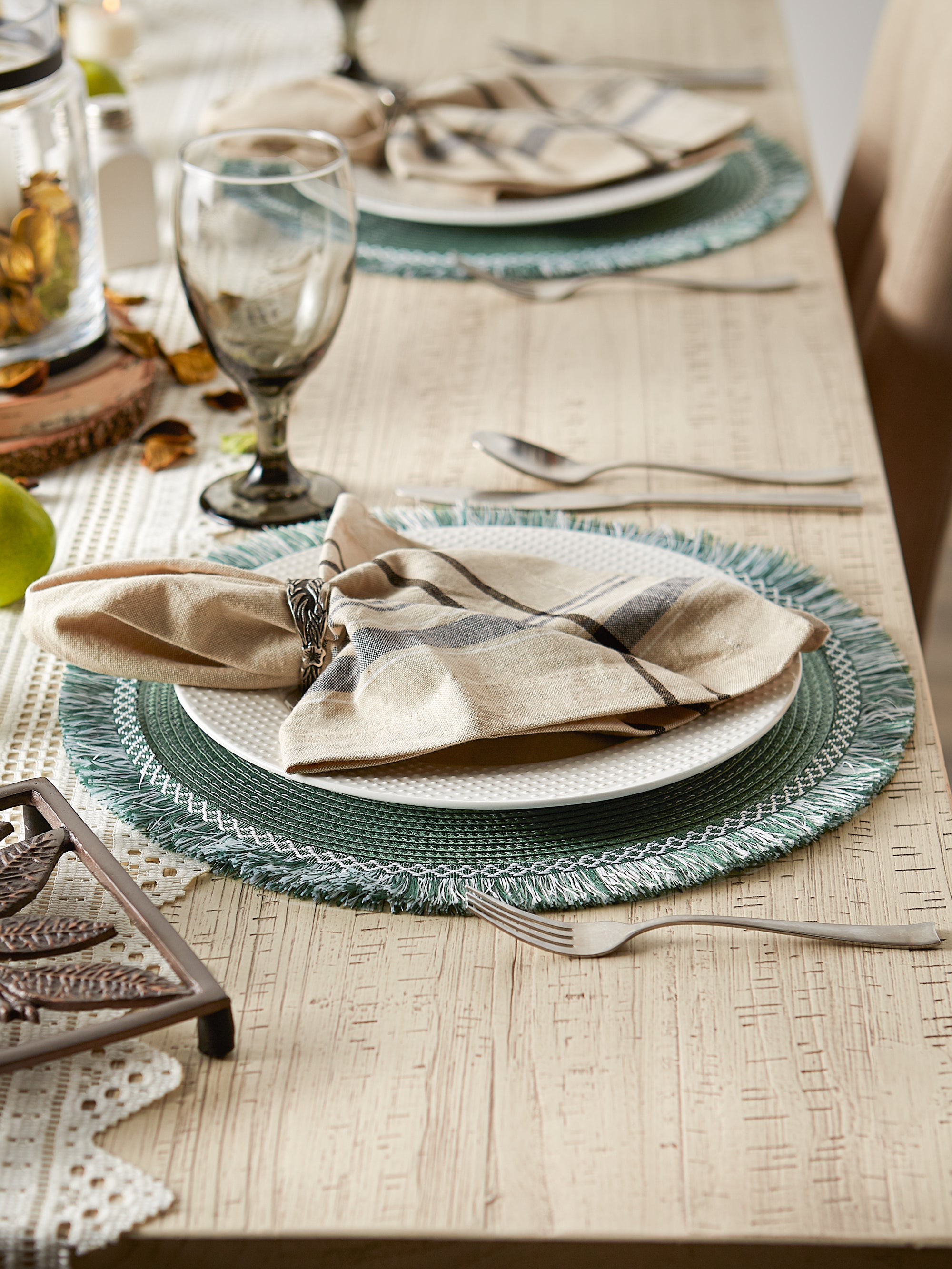 DII Round Fringed Polypropylene Placemat 6-Piece Set