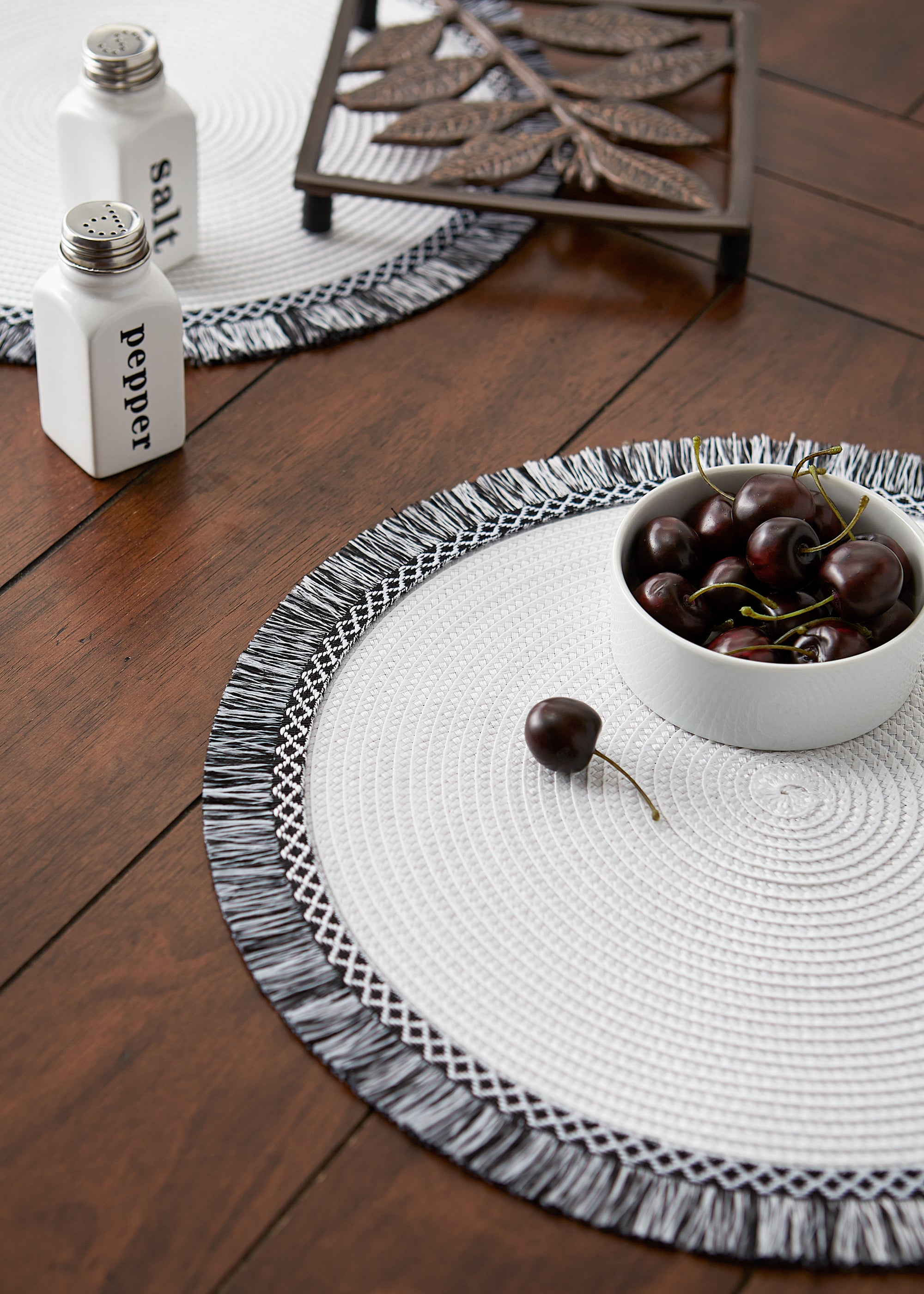DII Round Fringed Polypropylene Placemat 6-Piece Set