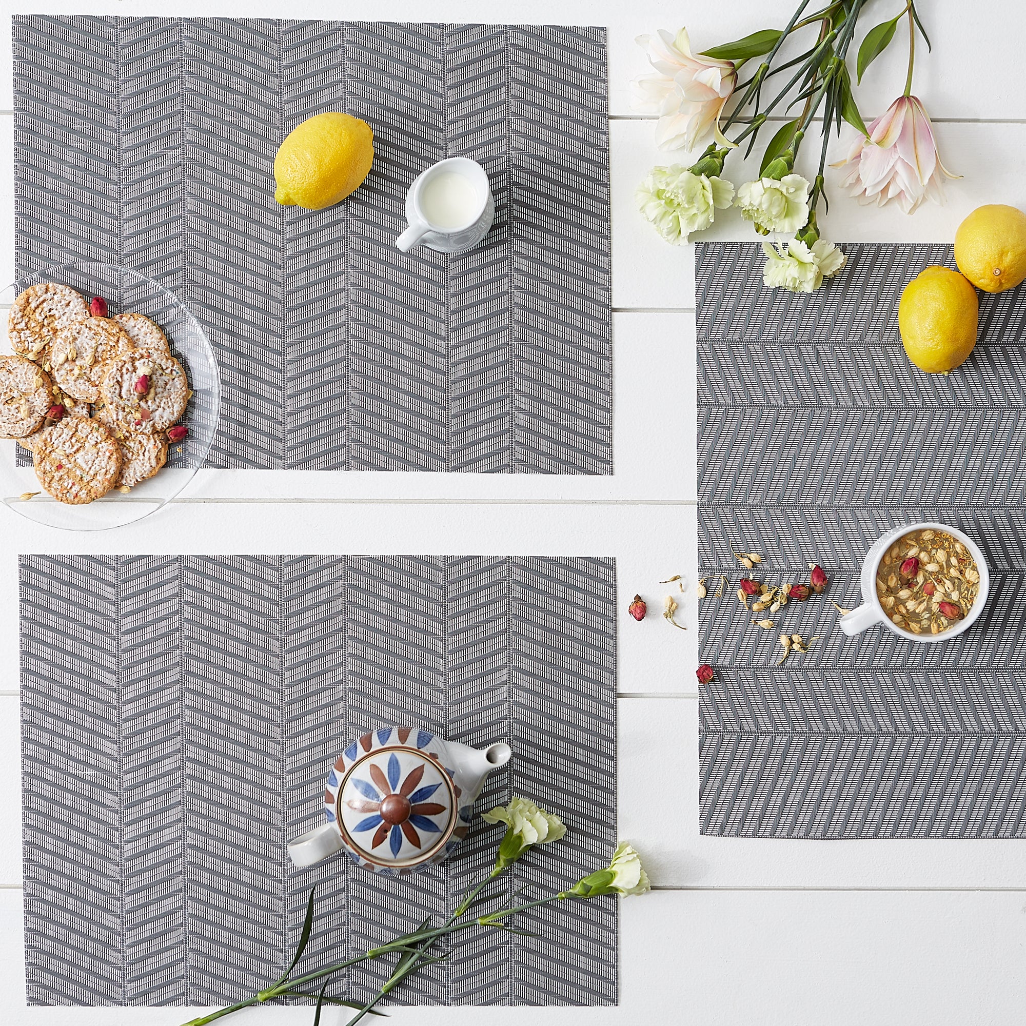 DII Textured Twill Weave PVC Placemat 6-Piece Set