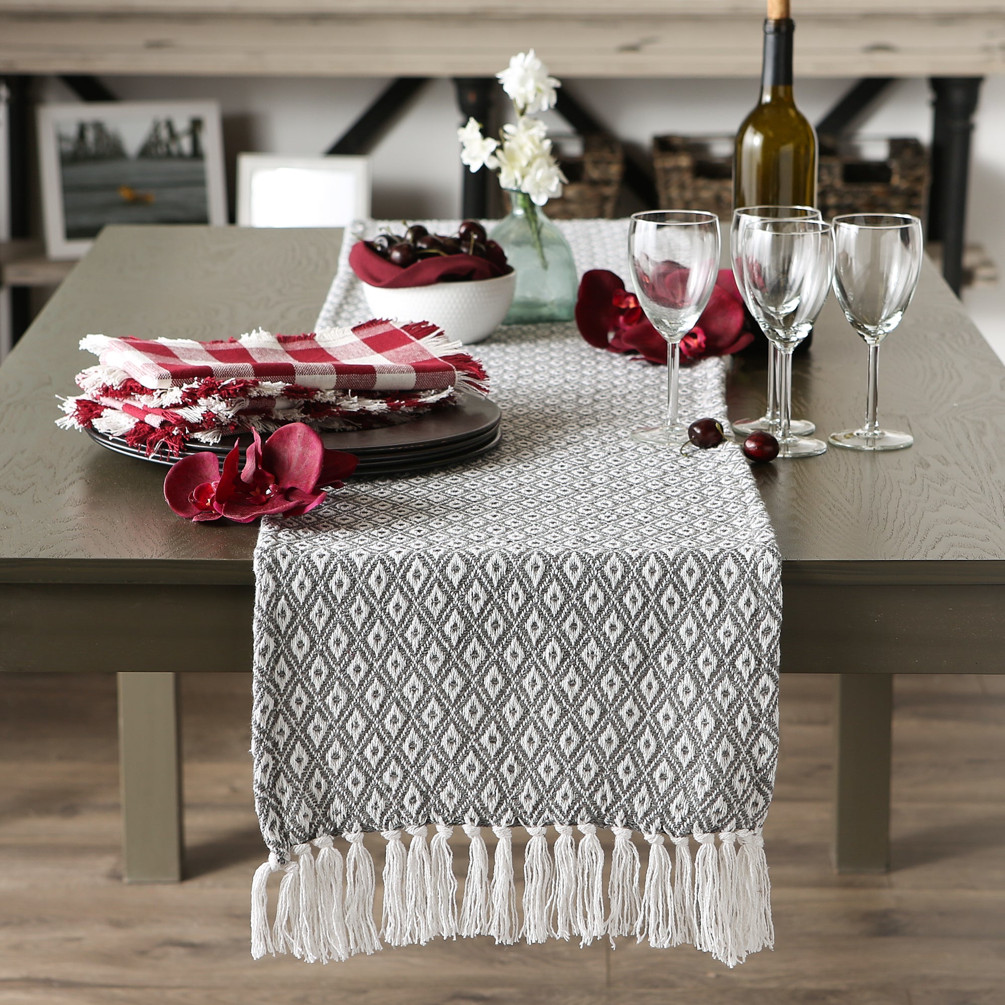 DII Mini Diamond Jacquard Fringe Cotton Table Runner