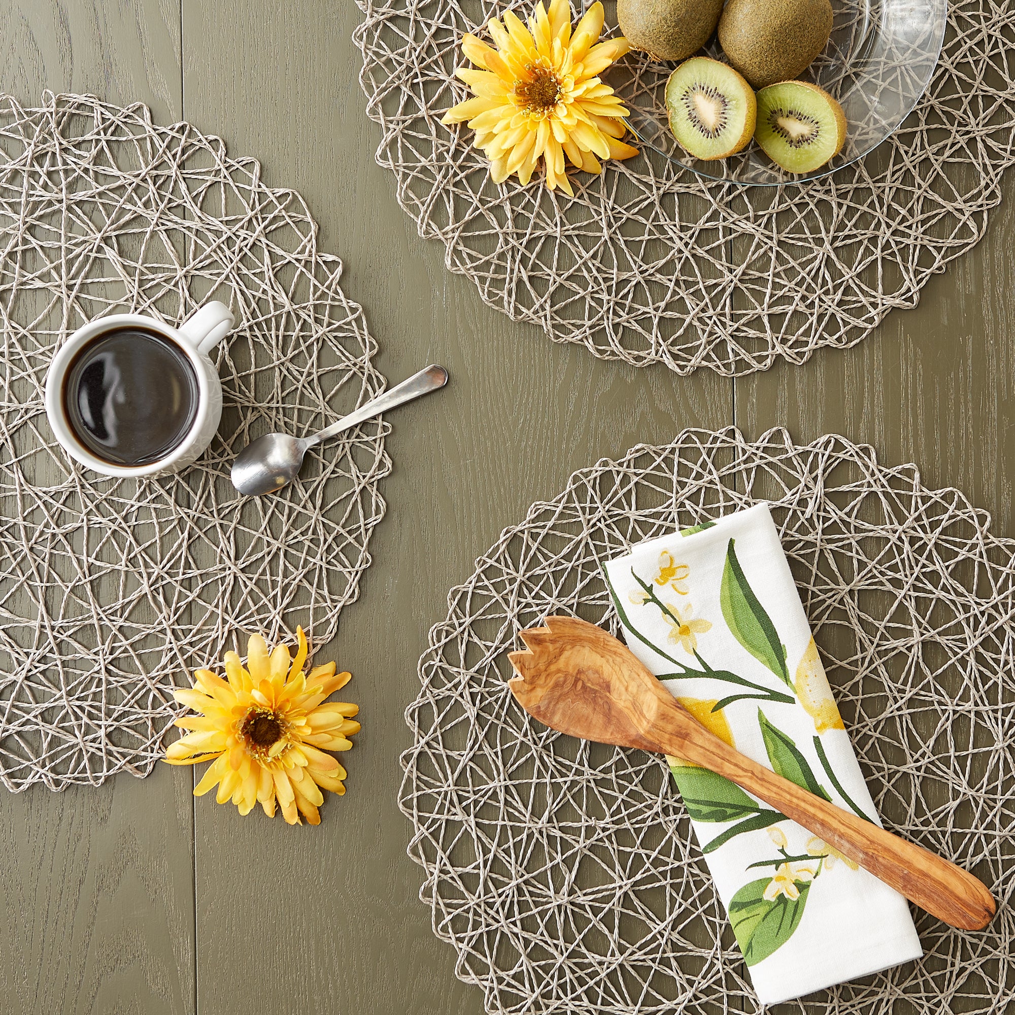 DII Woven Paper Round Placemat 6-Piece Set