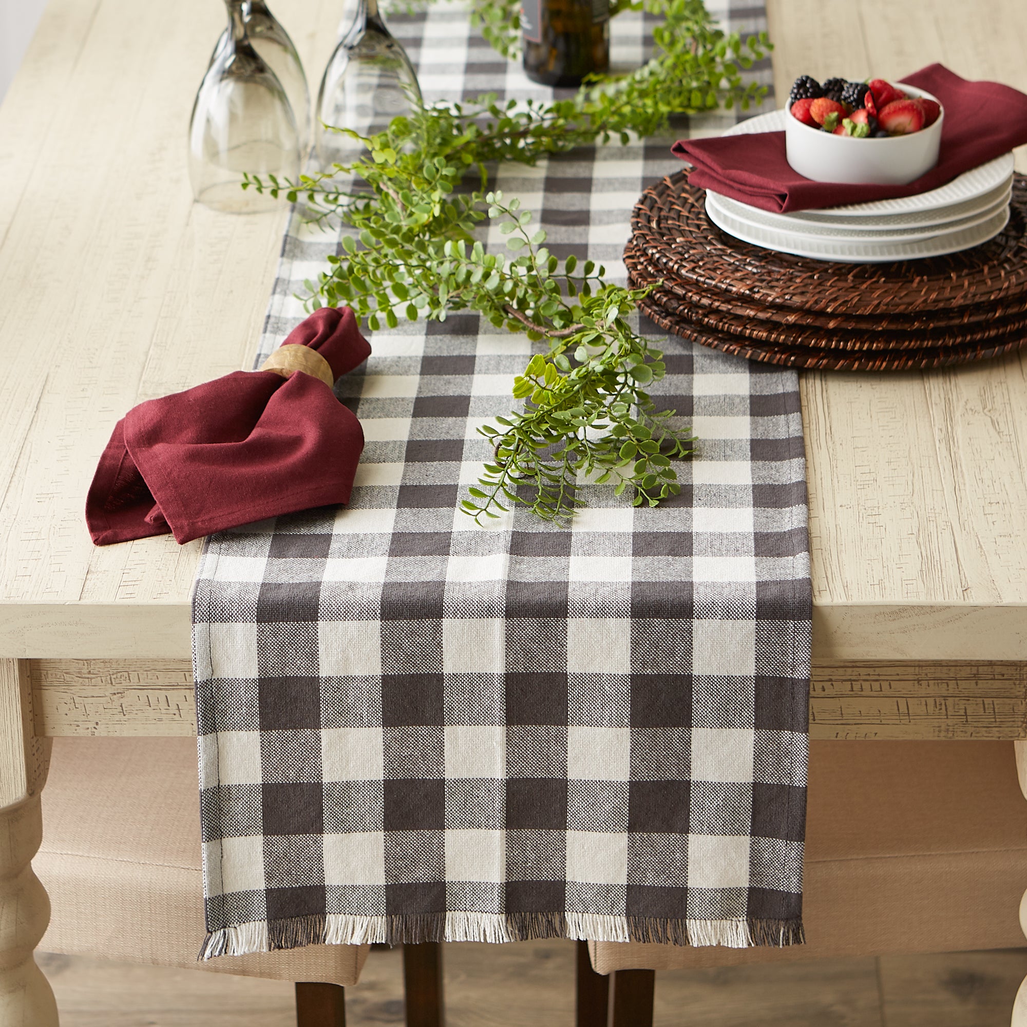 DII Heavyweight Check Fringed Cotton Table Runner