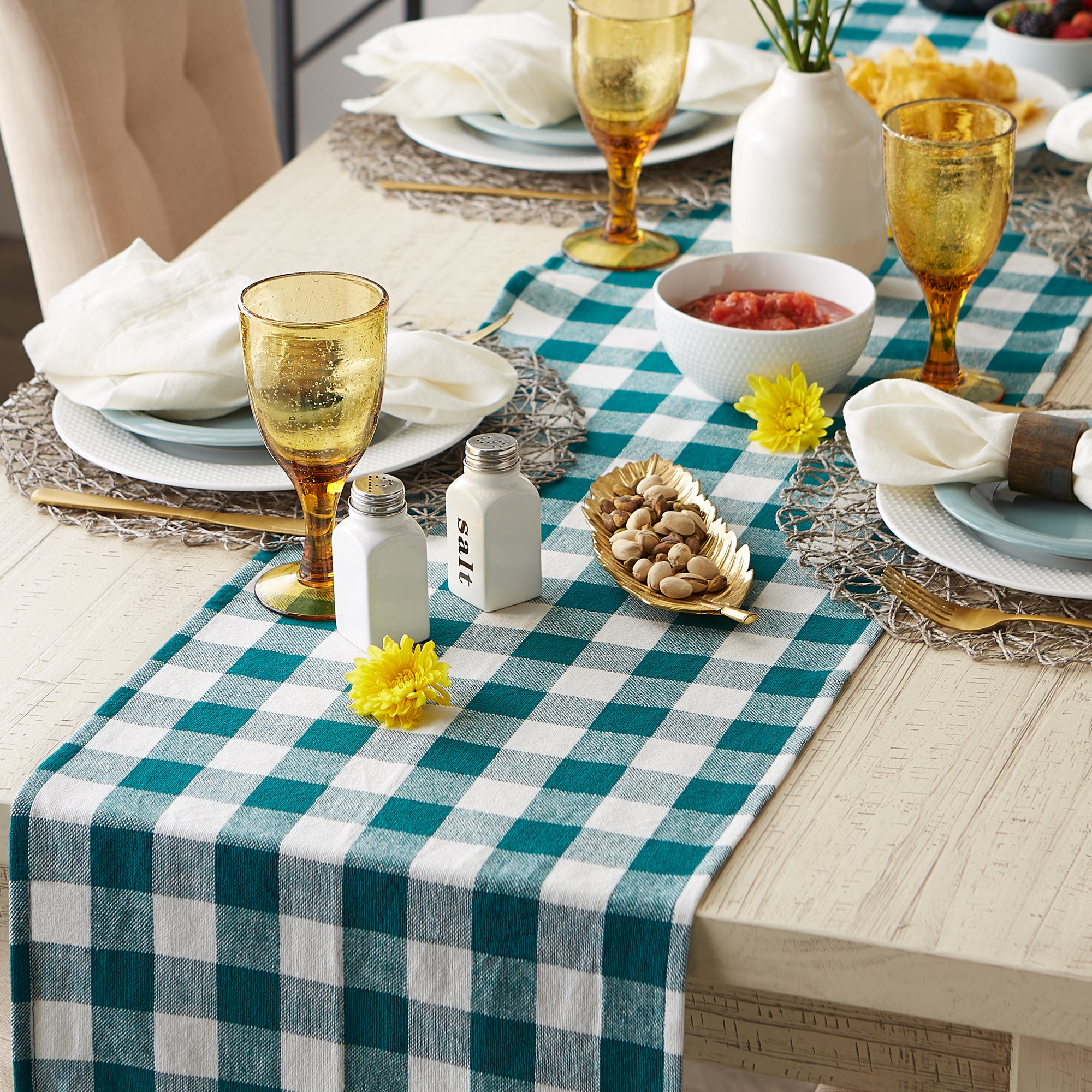 DII Heavyweight Check Fringed Cotton Table Runner