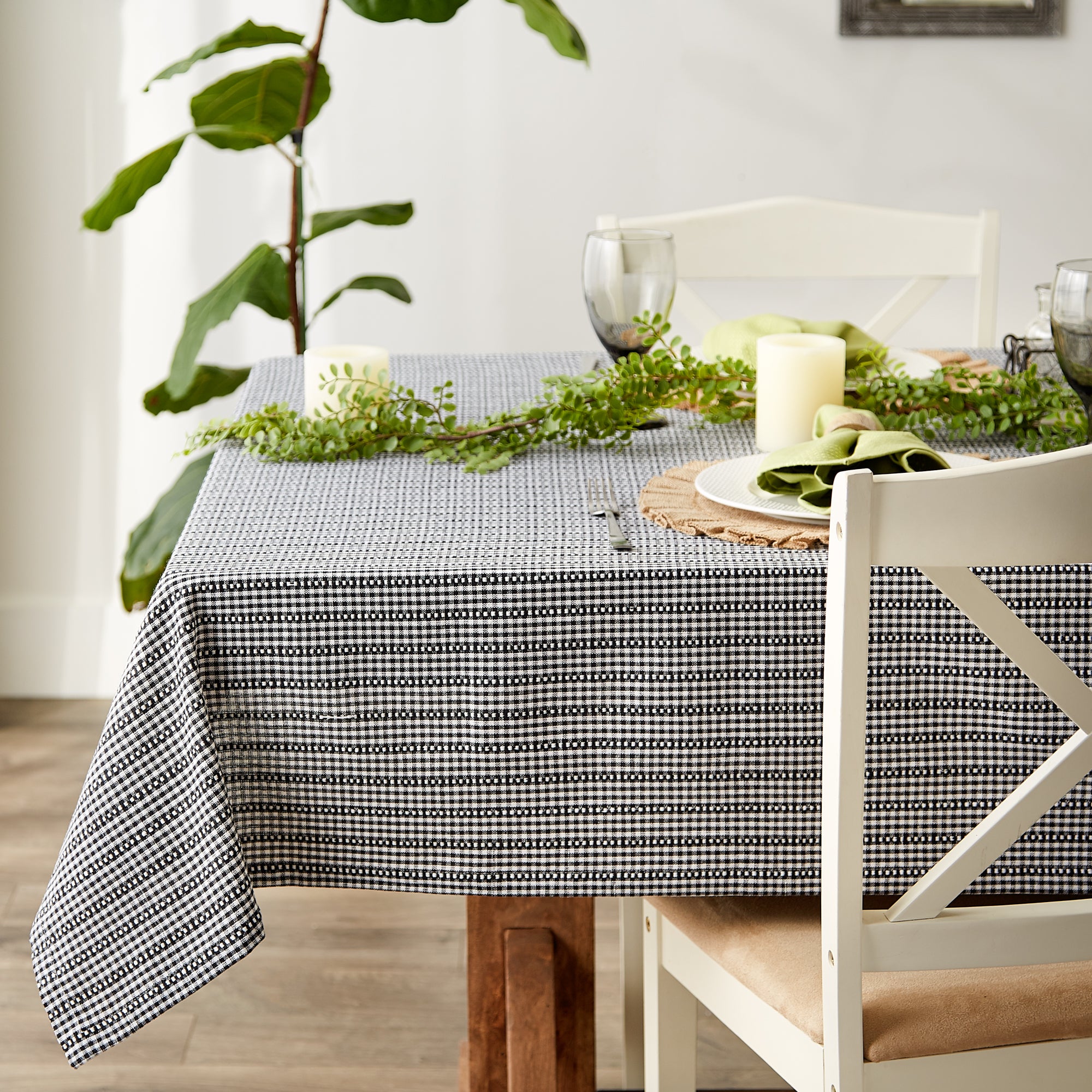 DII Farmhouse Gingham Cotton Tablecloth