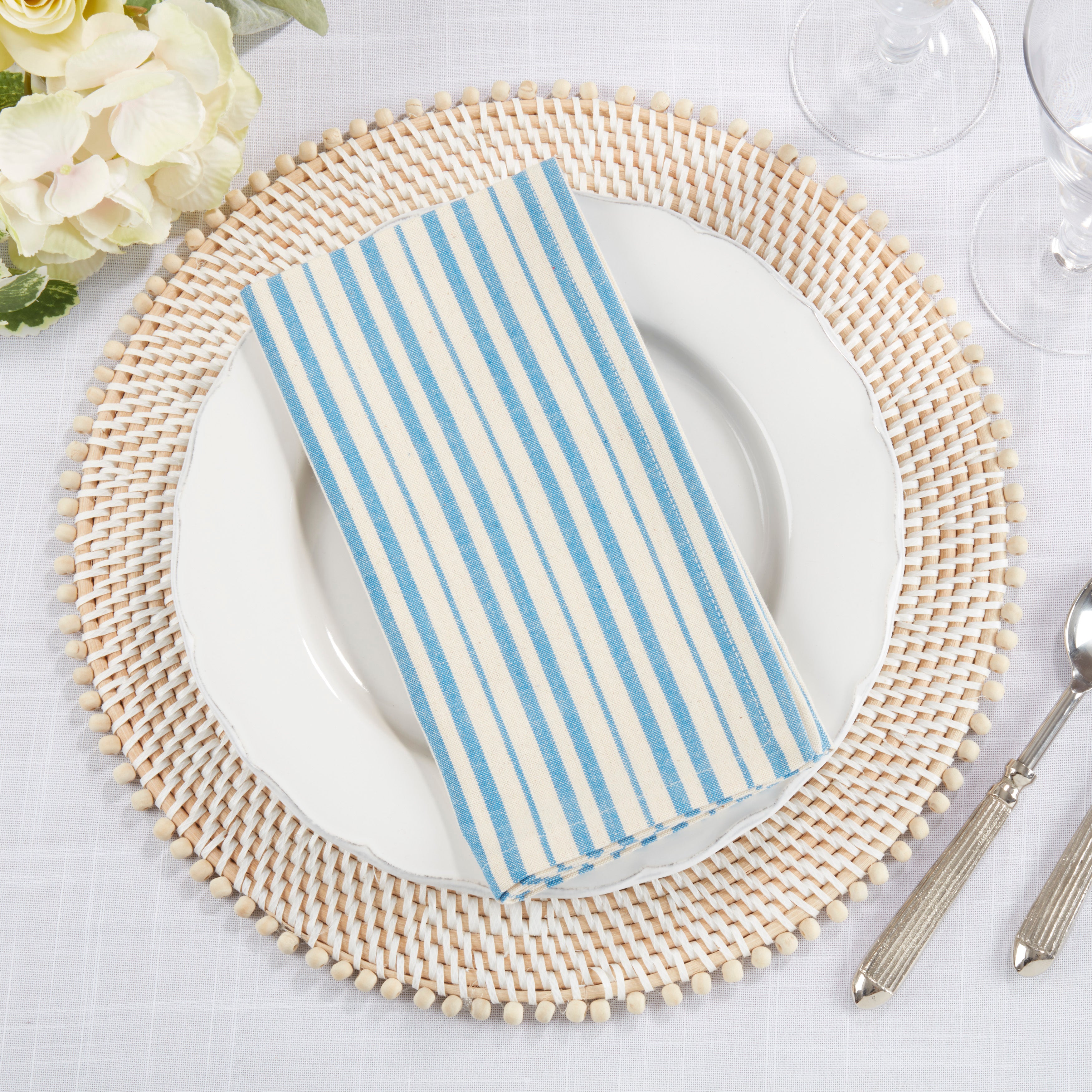 Dauphine Collection Striped Design Dinner Napkin, Set of 4