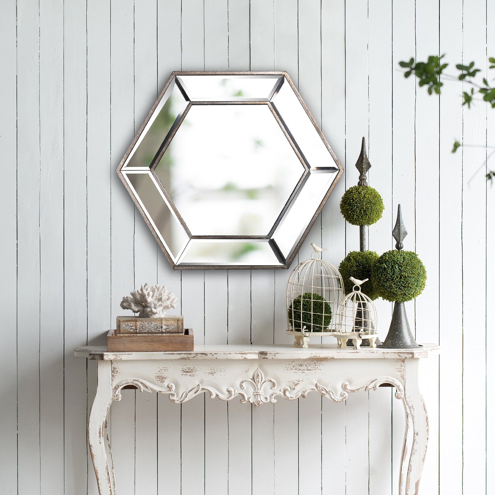 Hexagon Wall Mirror with Contemporary Glass Design