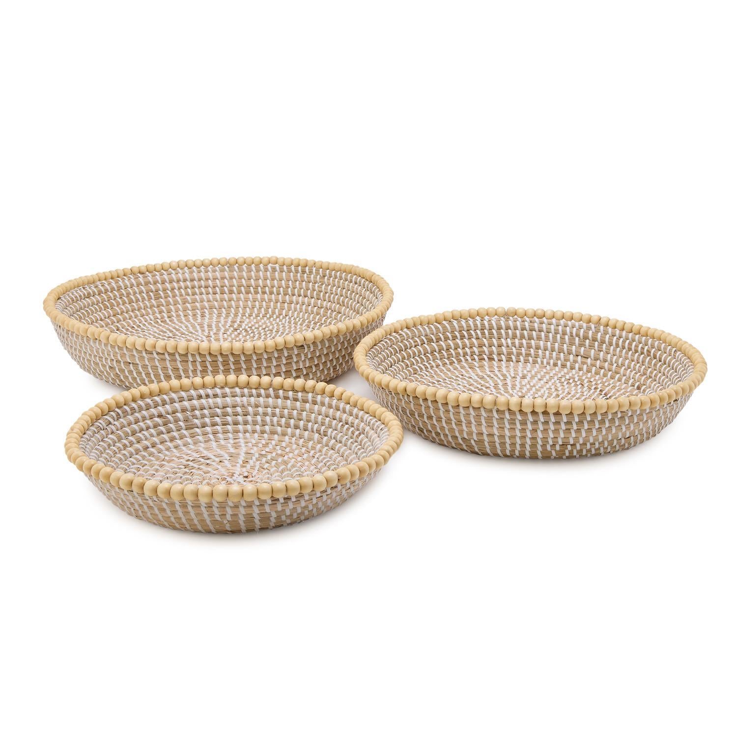 Natural Seagrass Round Serving Tray with Decorative Wooden Bead Accent, Set of 3