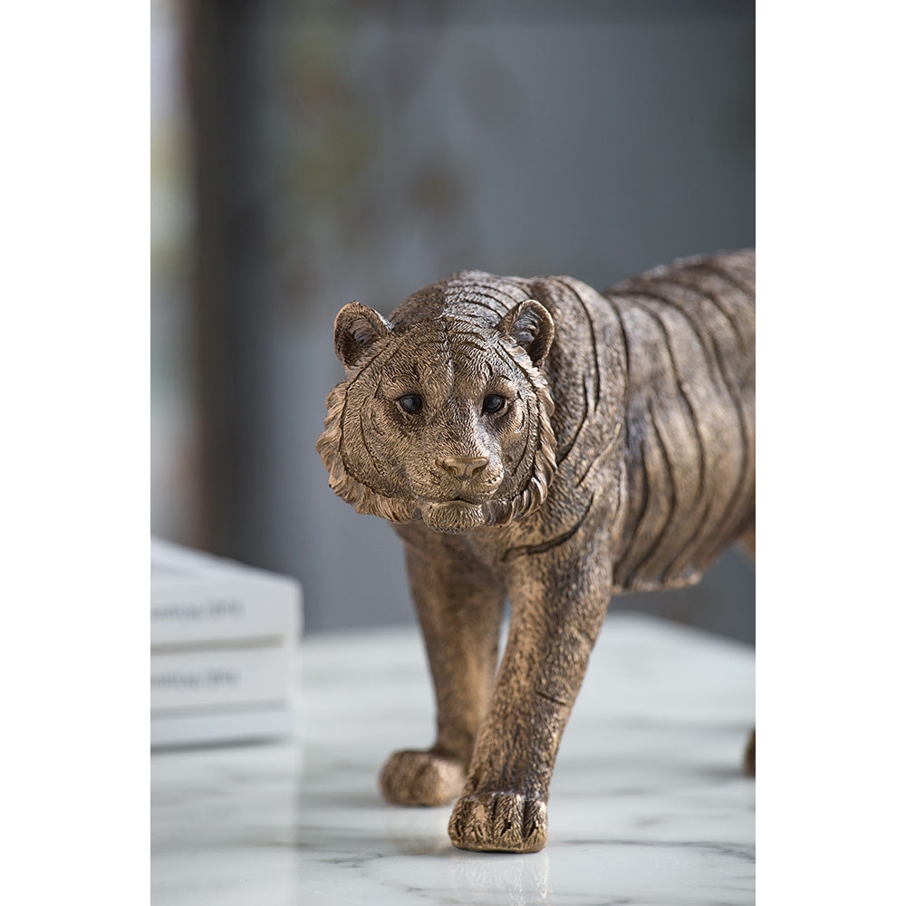 Gleaming Tiger Statue