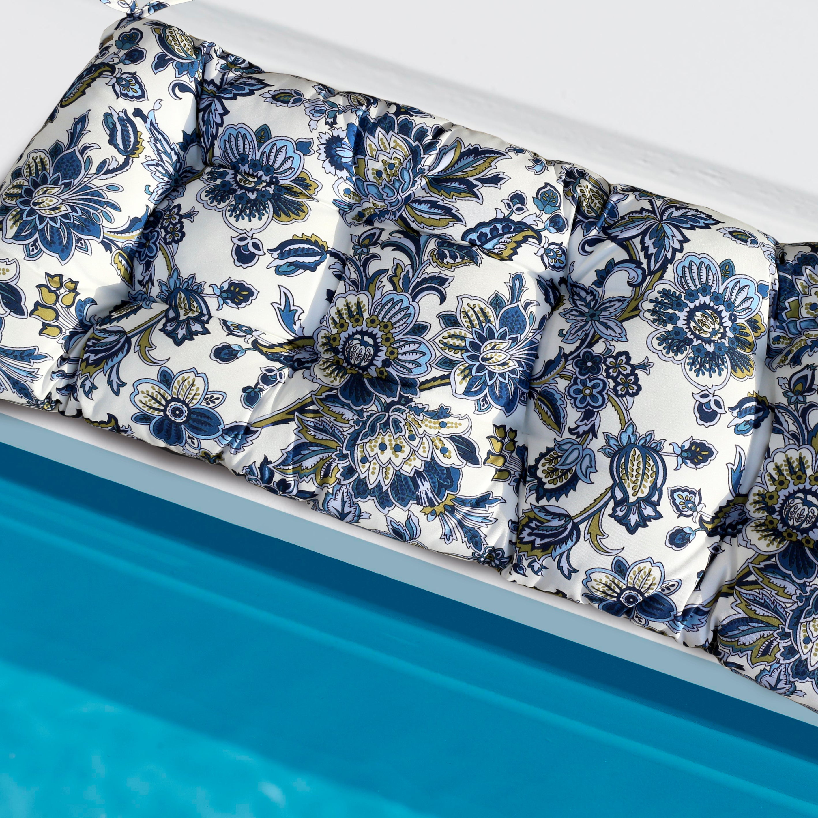 47" Tufted Outdoor Bench Cushion