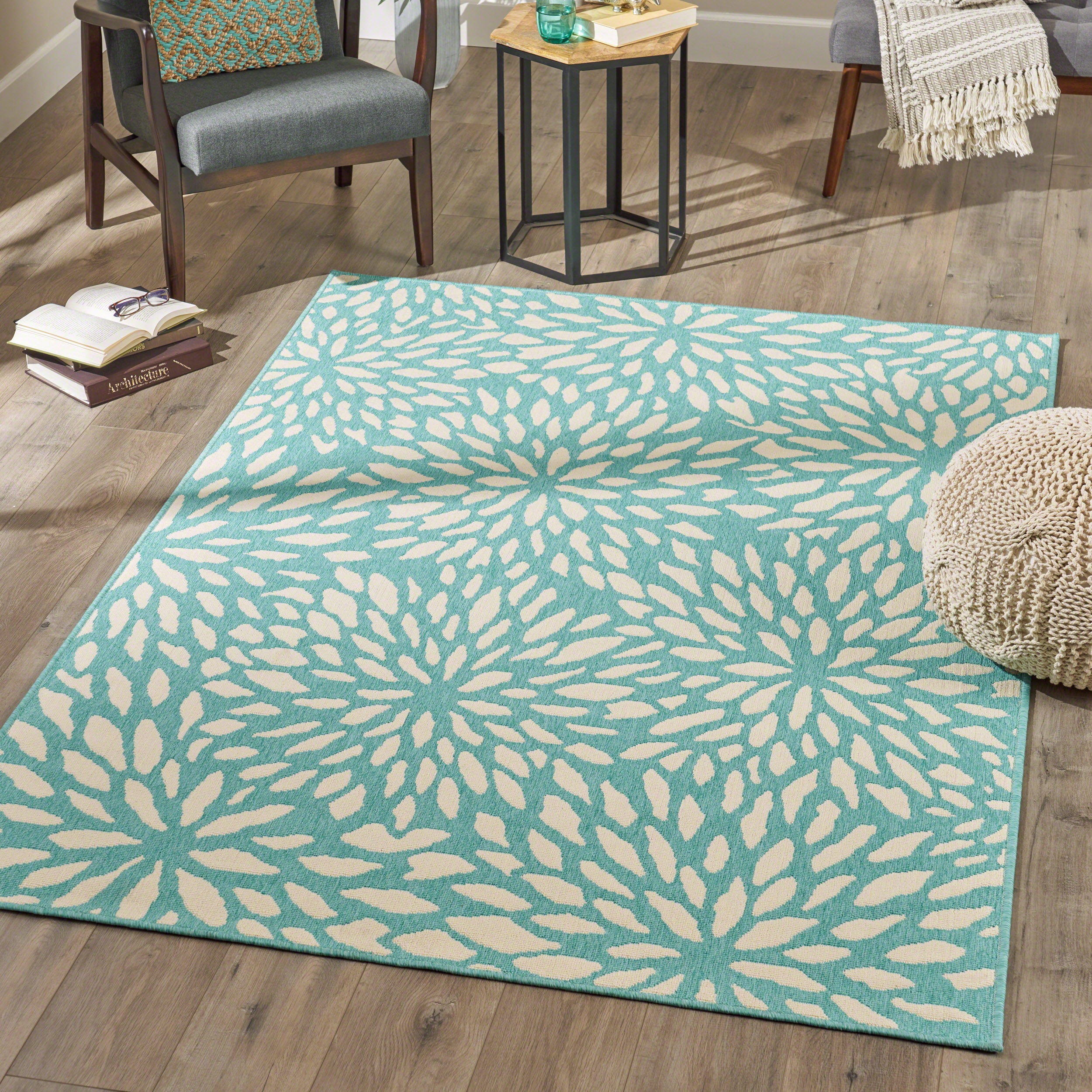 90" x 63" Outdoor Rug with Floral Design and Rectangle Shape