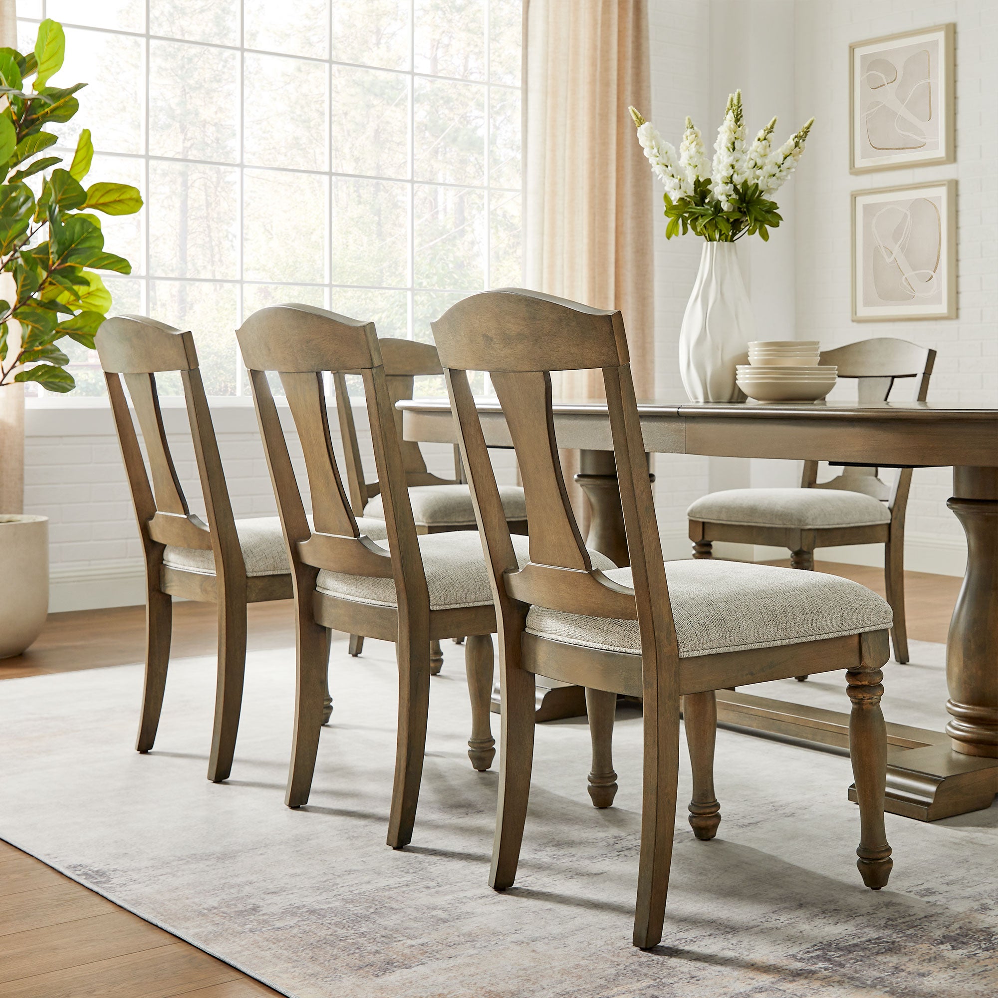 Mid Century Extendable Wooden Dining Table with 6 Chairs