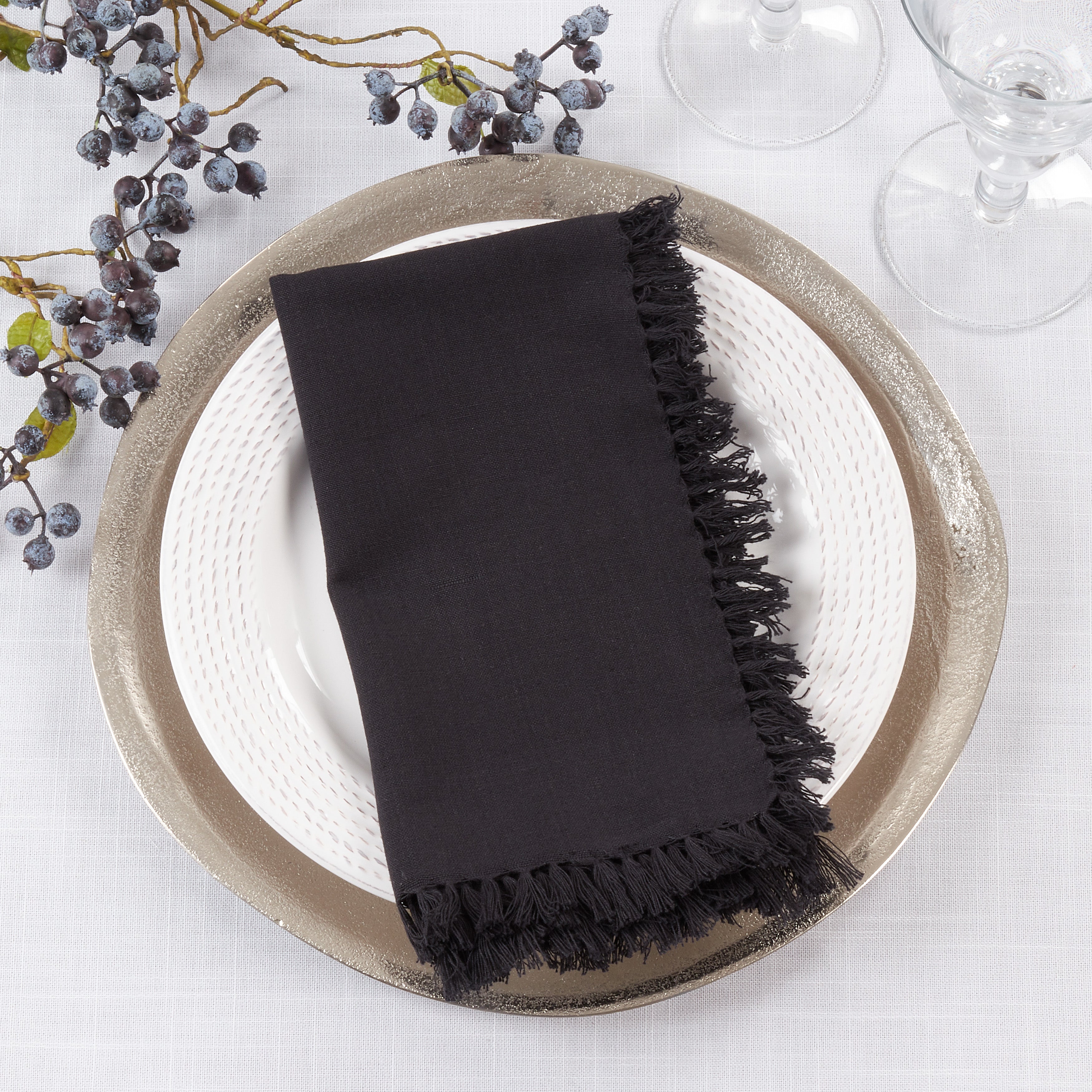 Fringed Design Dinner Napkins, Set of 4