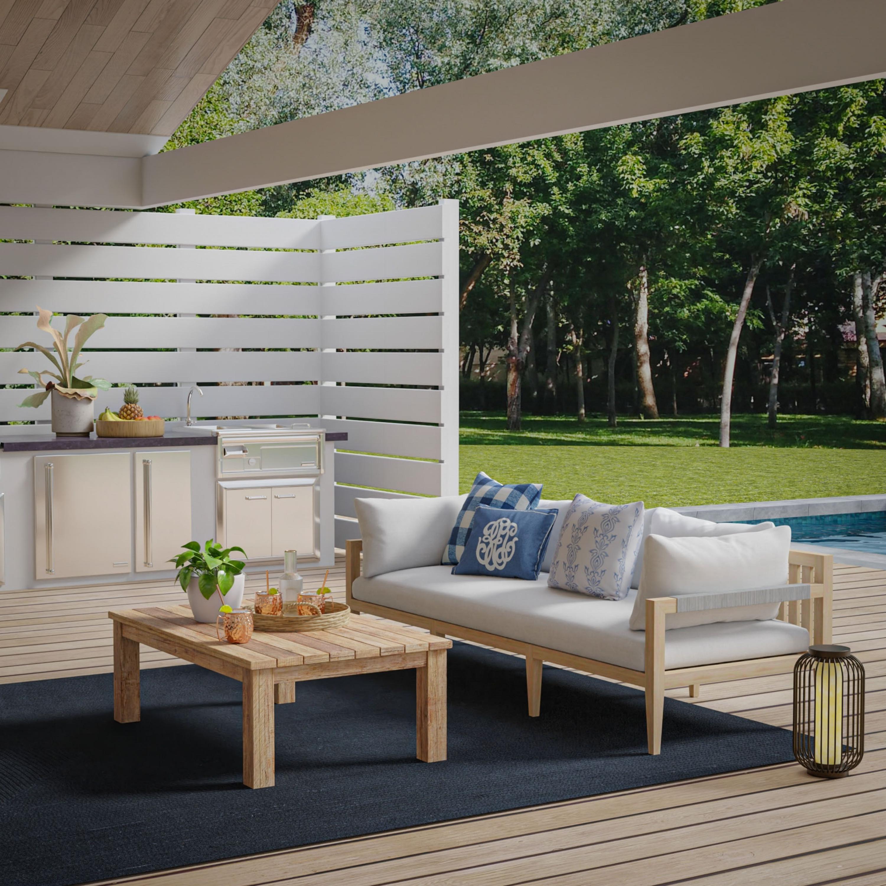 Breeze Hand-Woven Geometric Indoor/Outdoor Area Rug