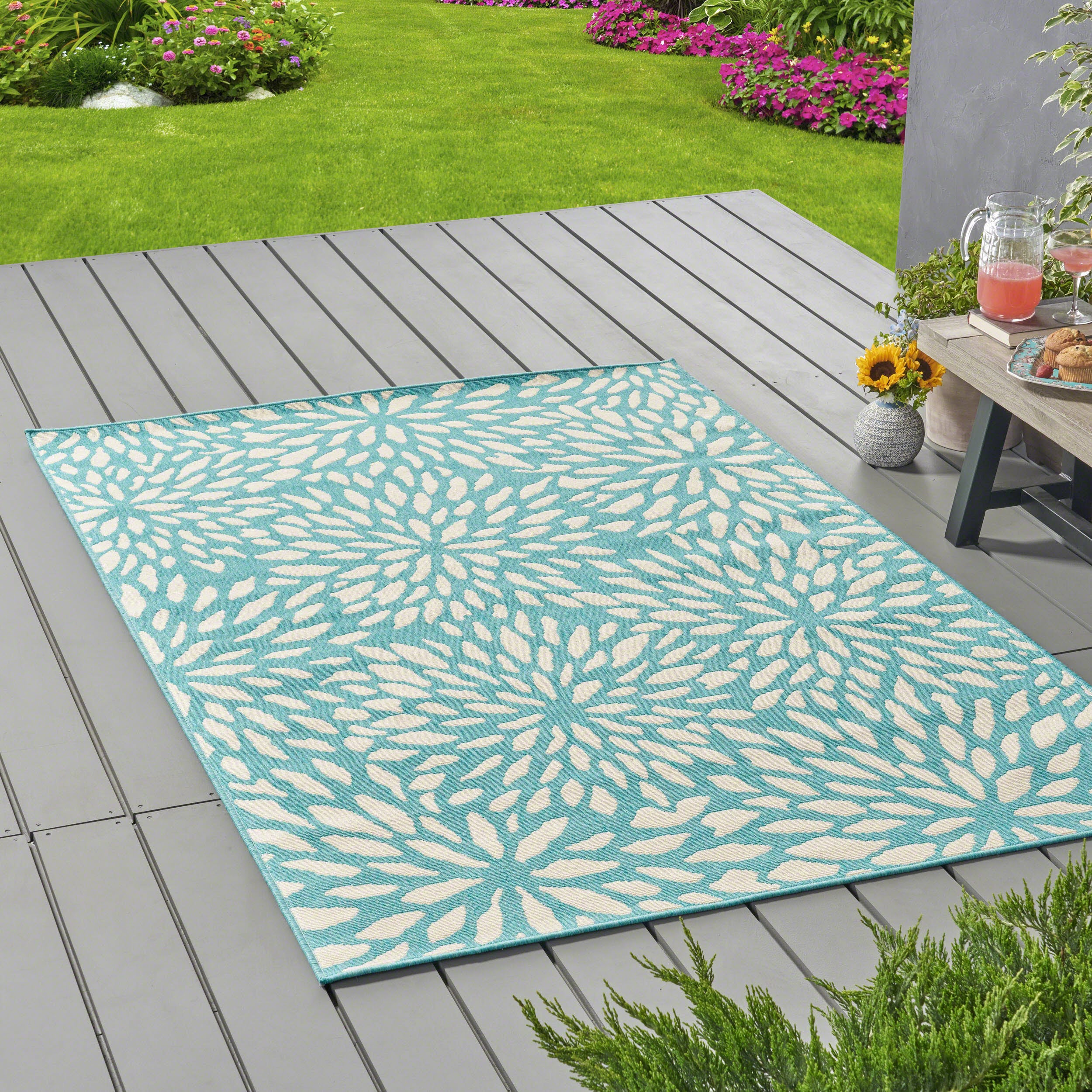 90" x 63" Outdoor Rug with Floral Design and Rectangle Shape