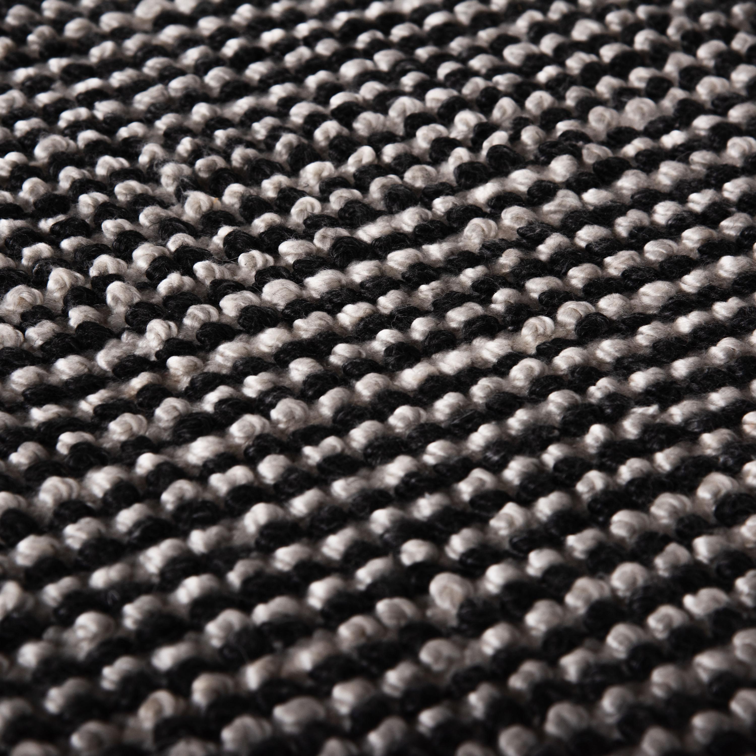 Dusk Hand-Woven Solid Indoor/Outdoor Area Rug