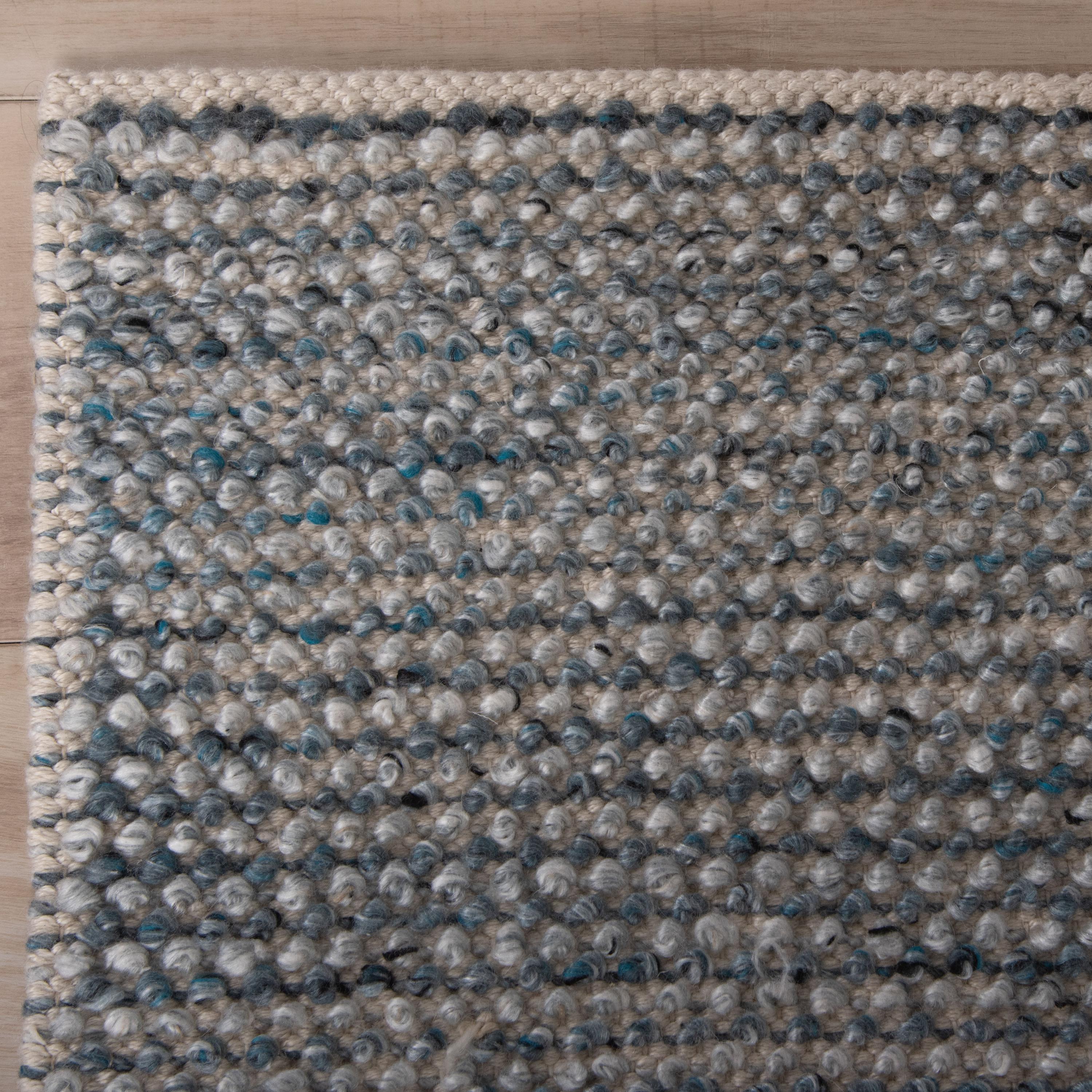 Dusk Hand-Woven Solid Indoor/Outdoor Area Rug