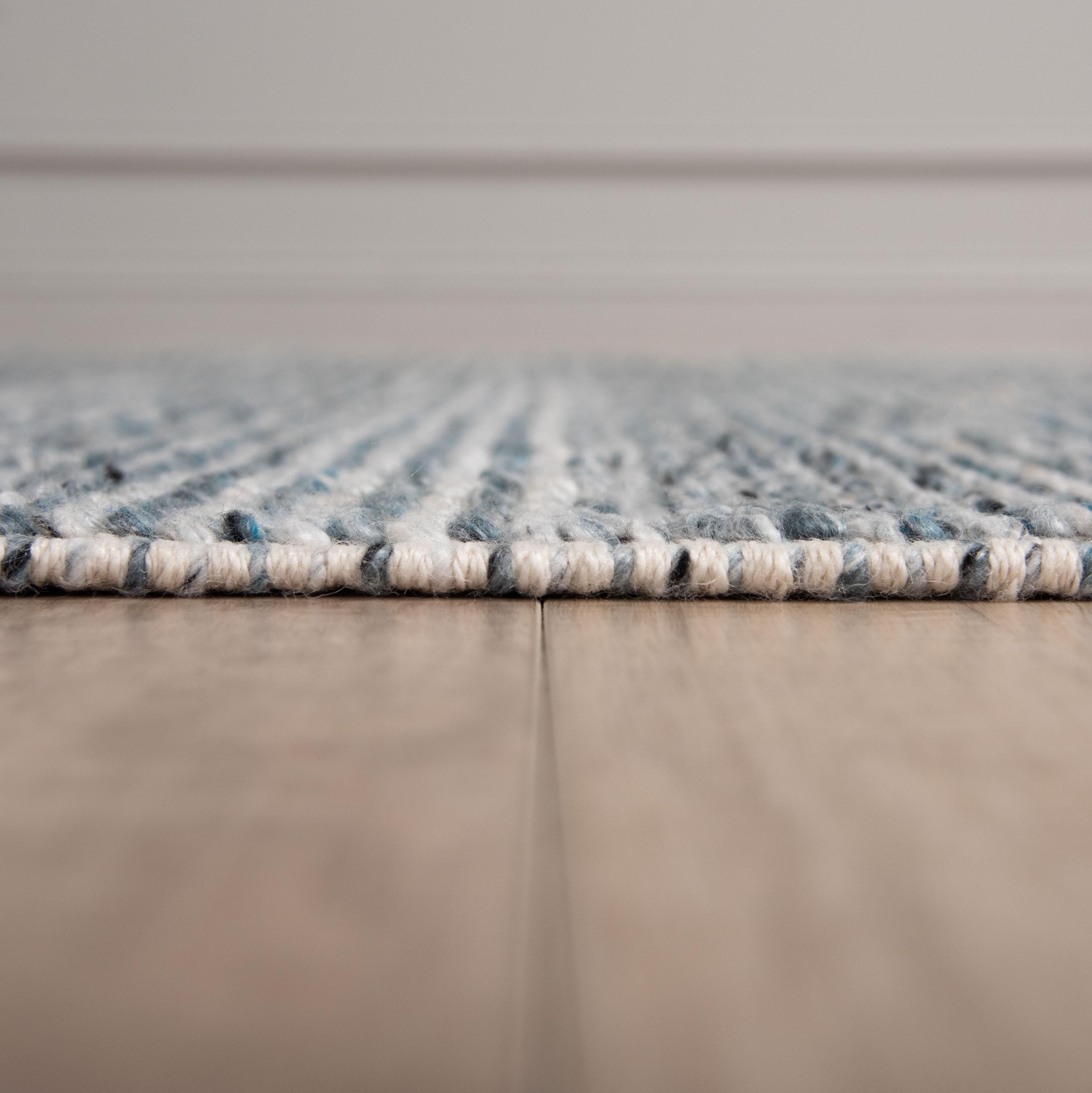 Dusk Hand-Woven Solid Indoor/Outdoor Area Rug
