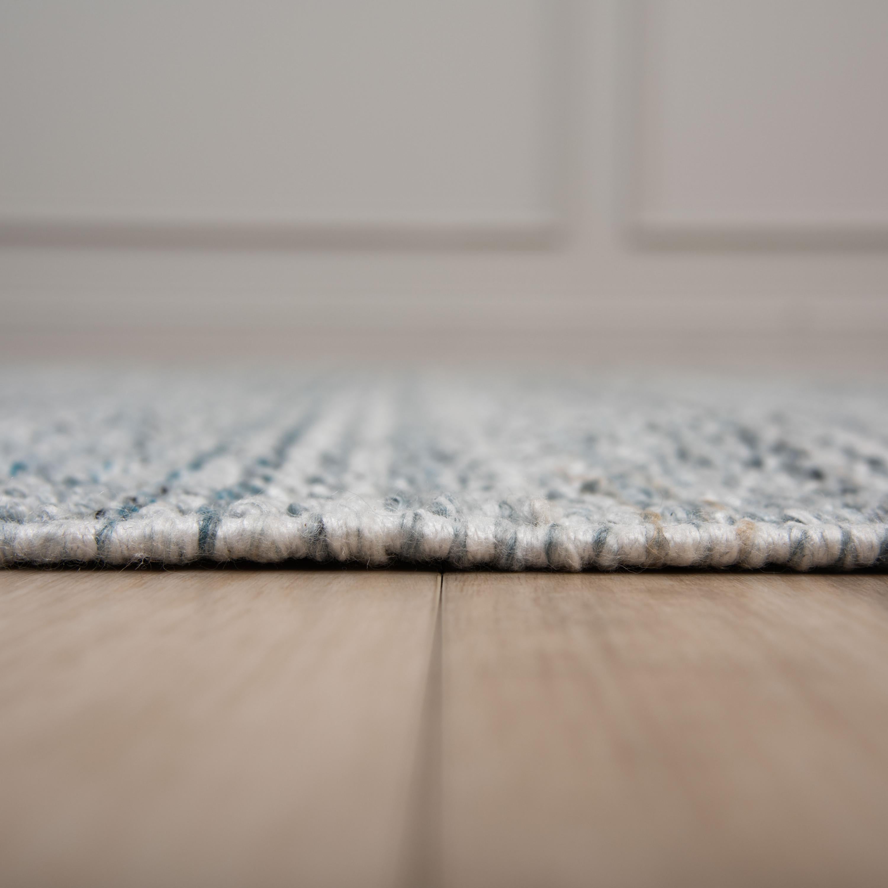Dusk Hand-Woven Solid Indoor/Outdoor Area Rug