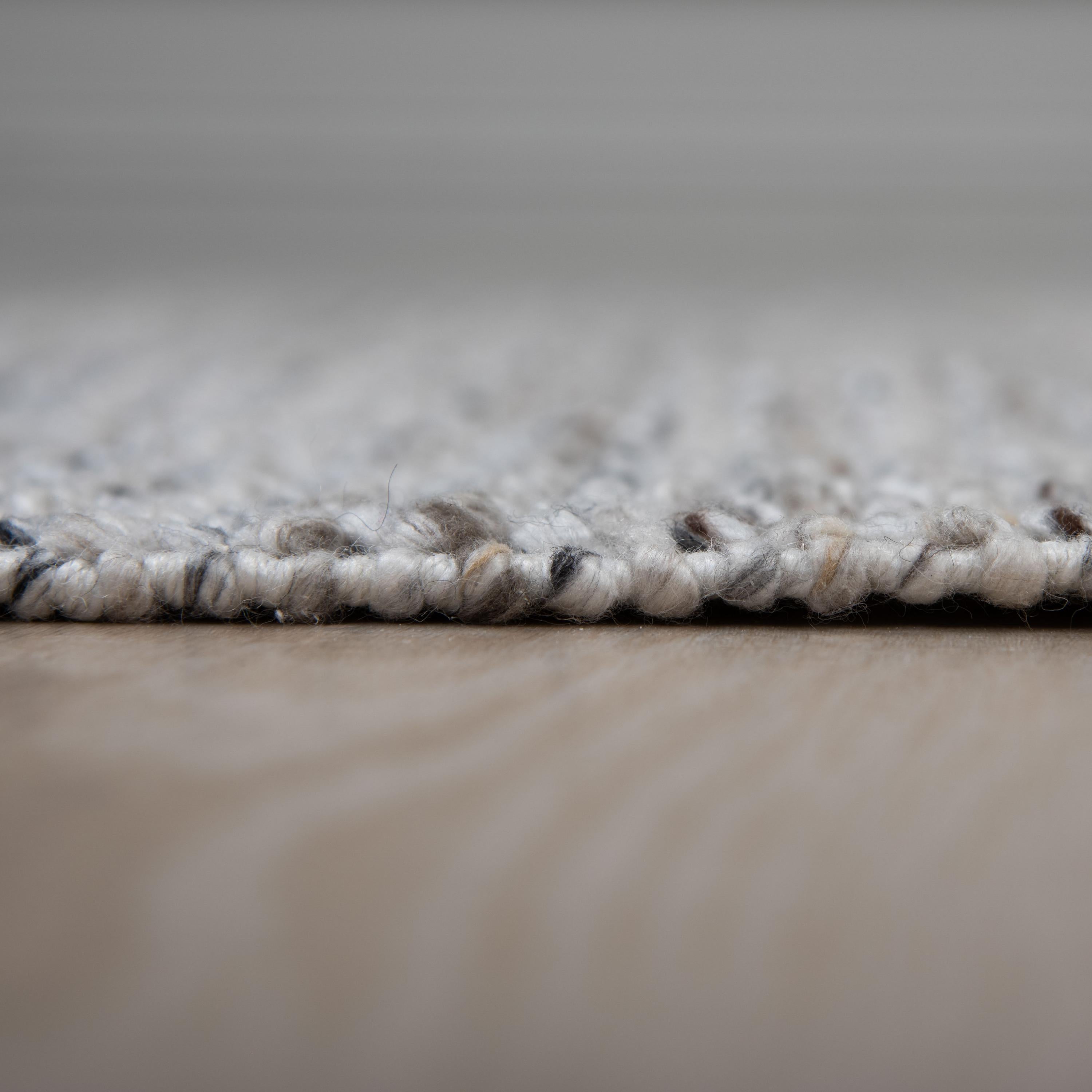 Dusk Hand-Woven Solid Indoor/Outdoor Area Rug