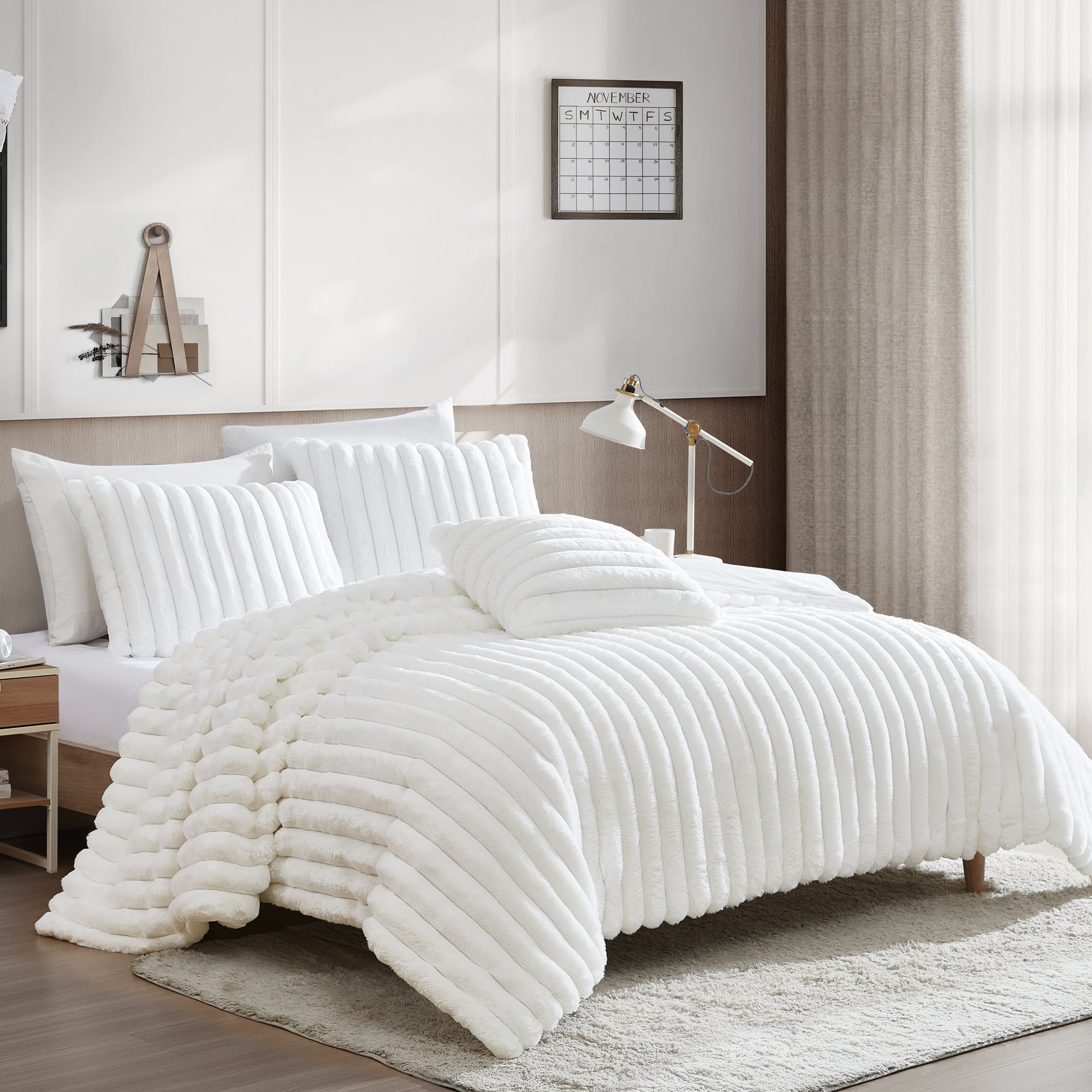 Everett Channel Faux Fur White 4 PC Comforter Set