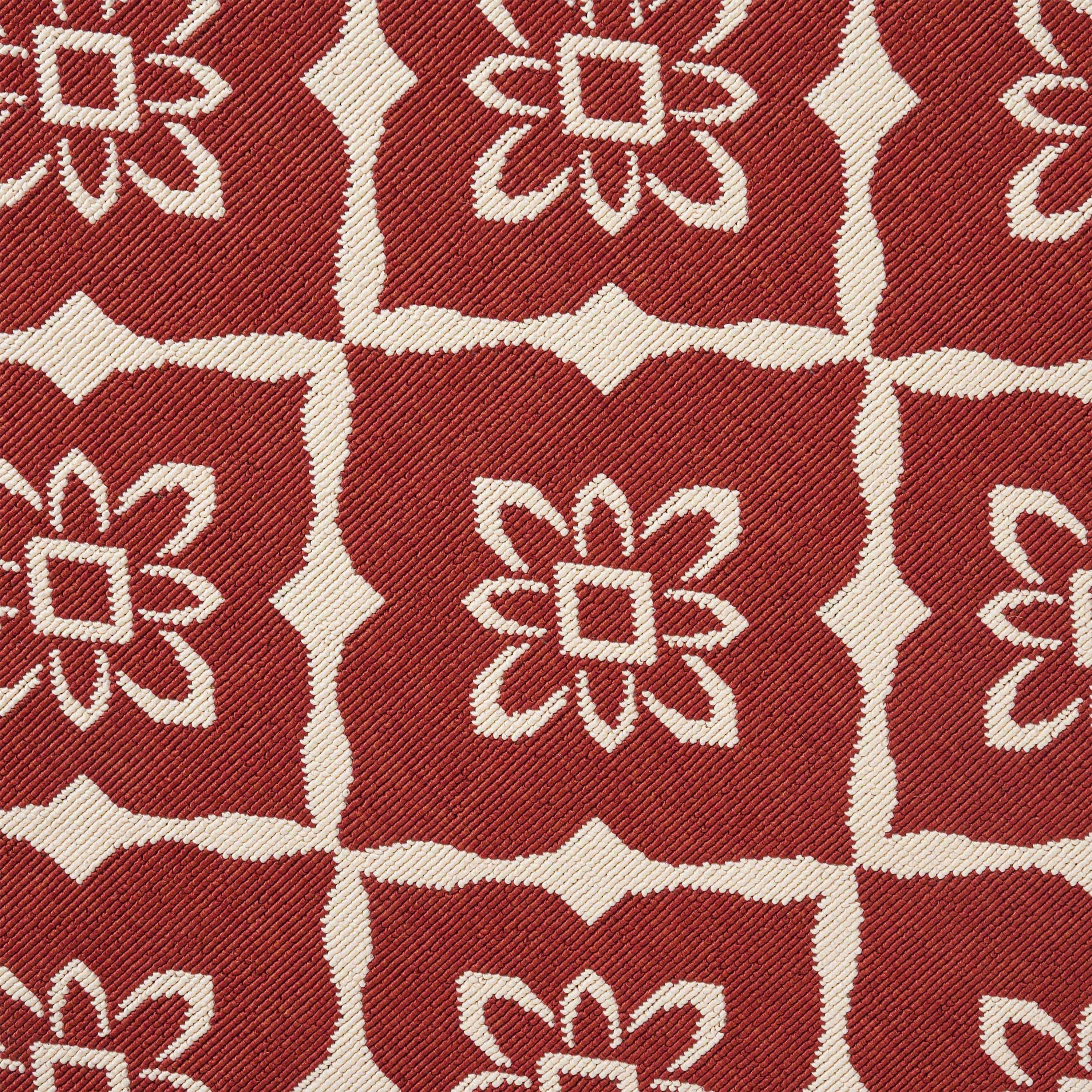 84"x63" Outdoor Rug with Loop Pile Texture and Rectangle Shape