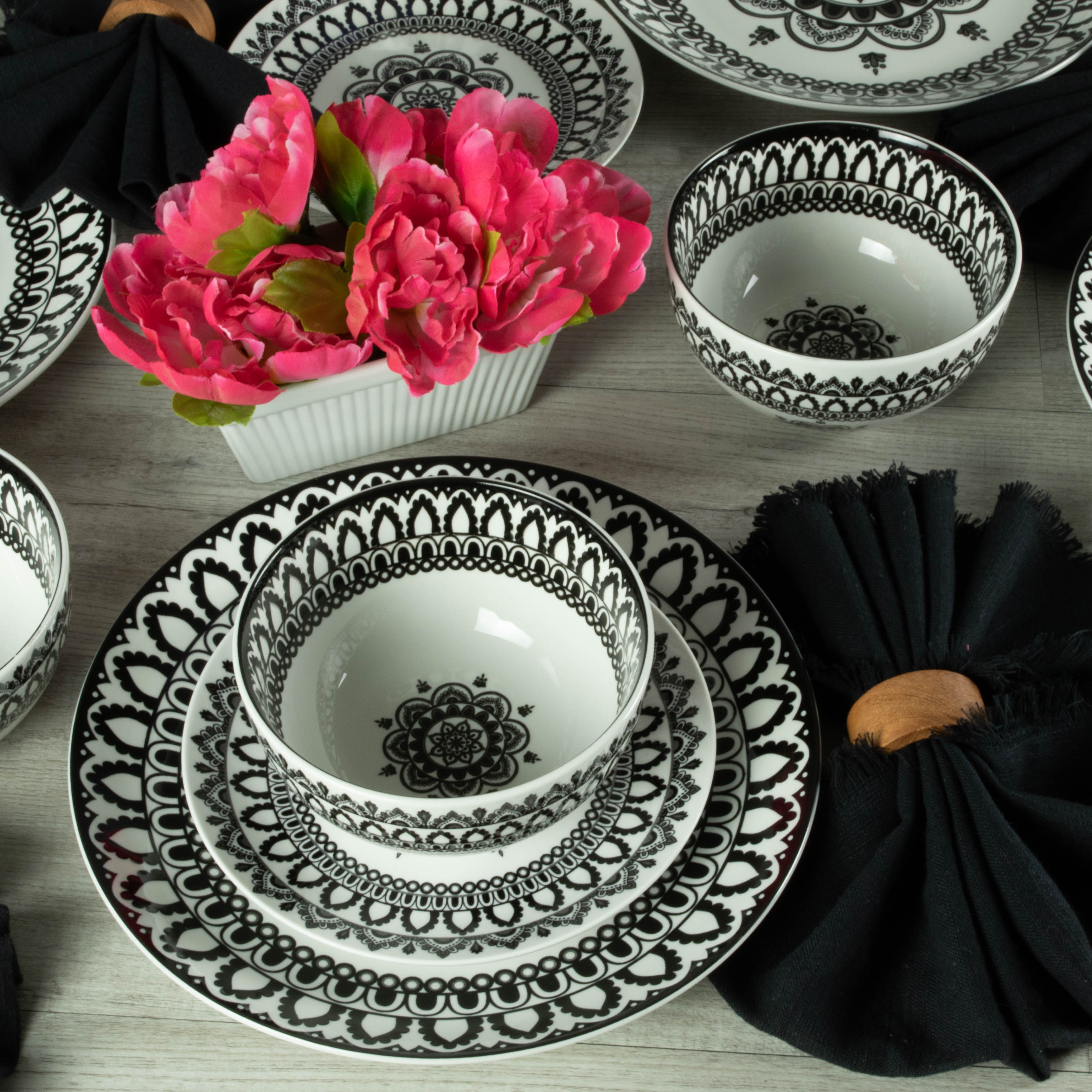 Arabesque 12 Piece Dinnerware Set