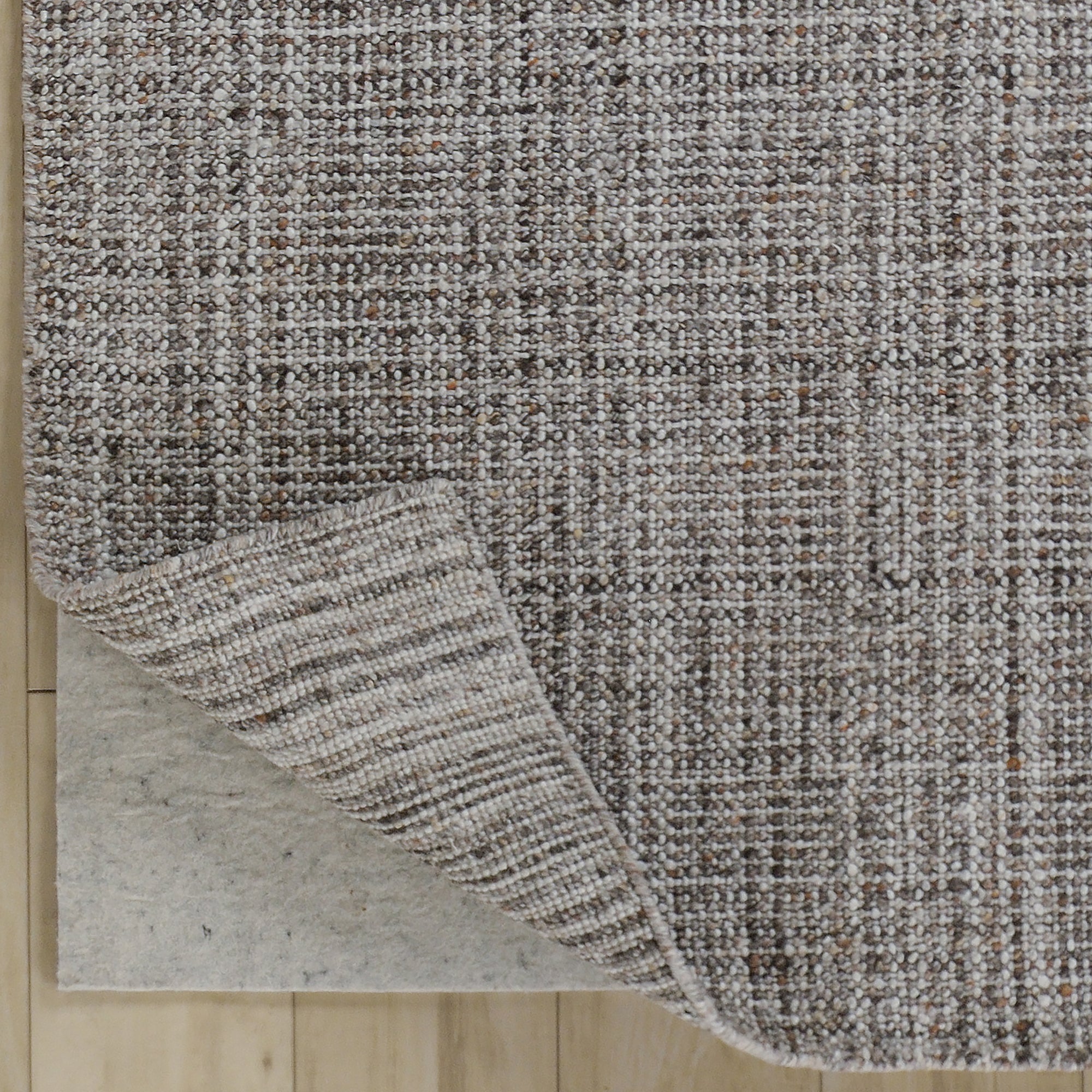 Brynn Hand-Loomed Solid Indoor/Outdoor Area Rug