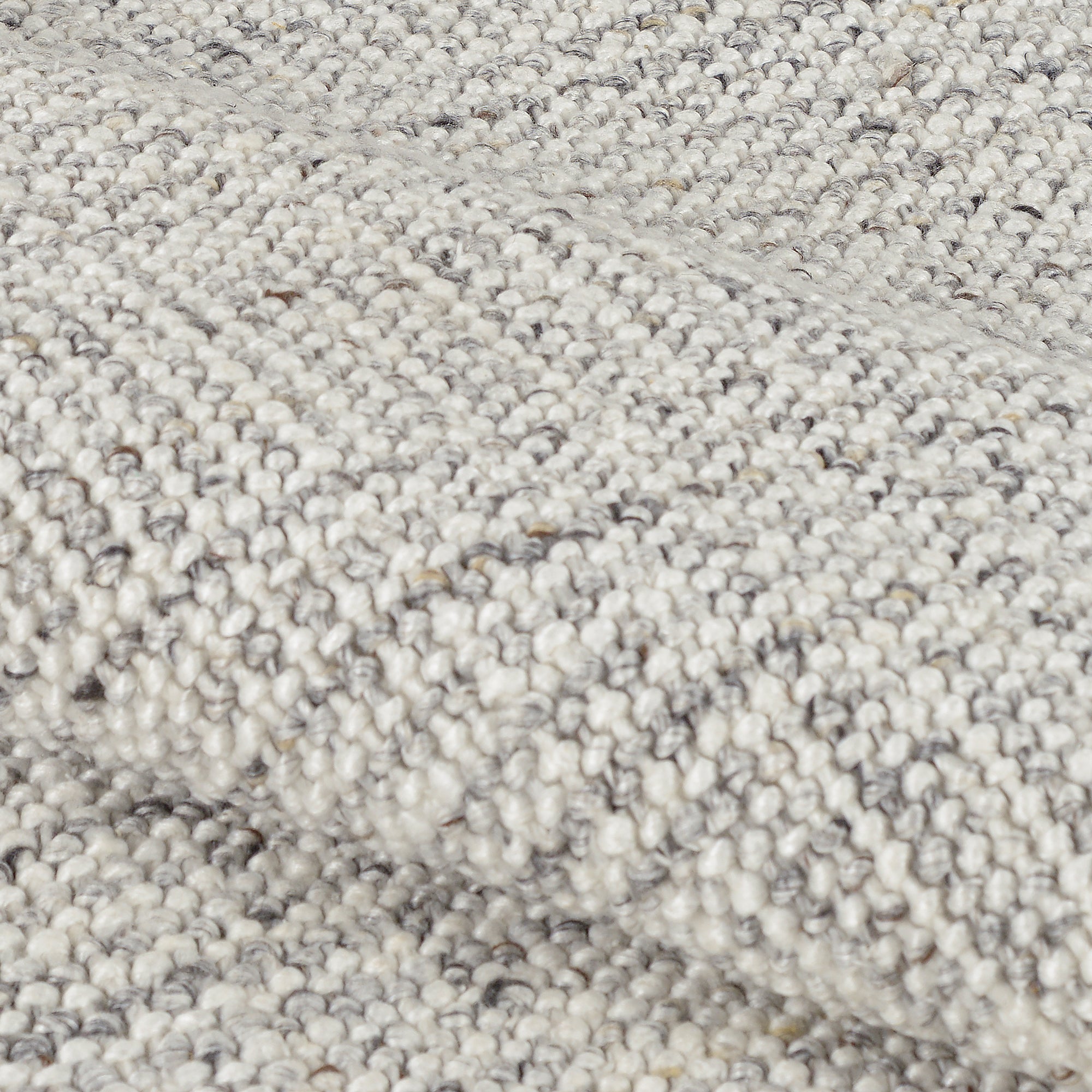 Brynn Hand-Loomed Solid Indoor/Outdoor Area Rug