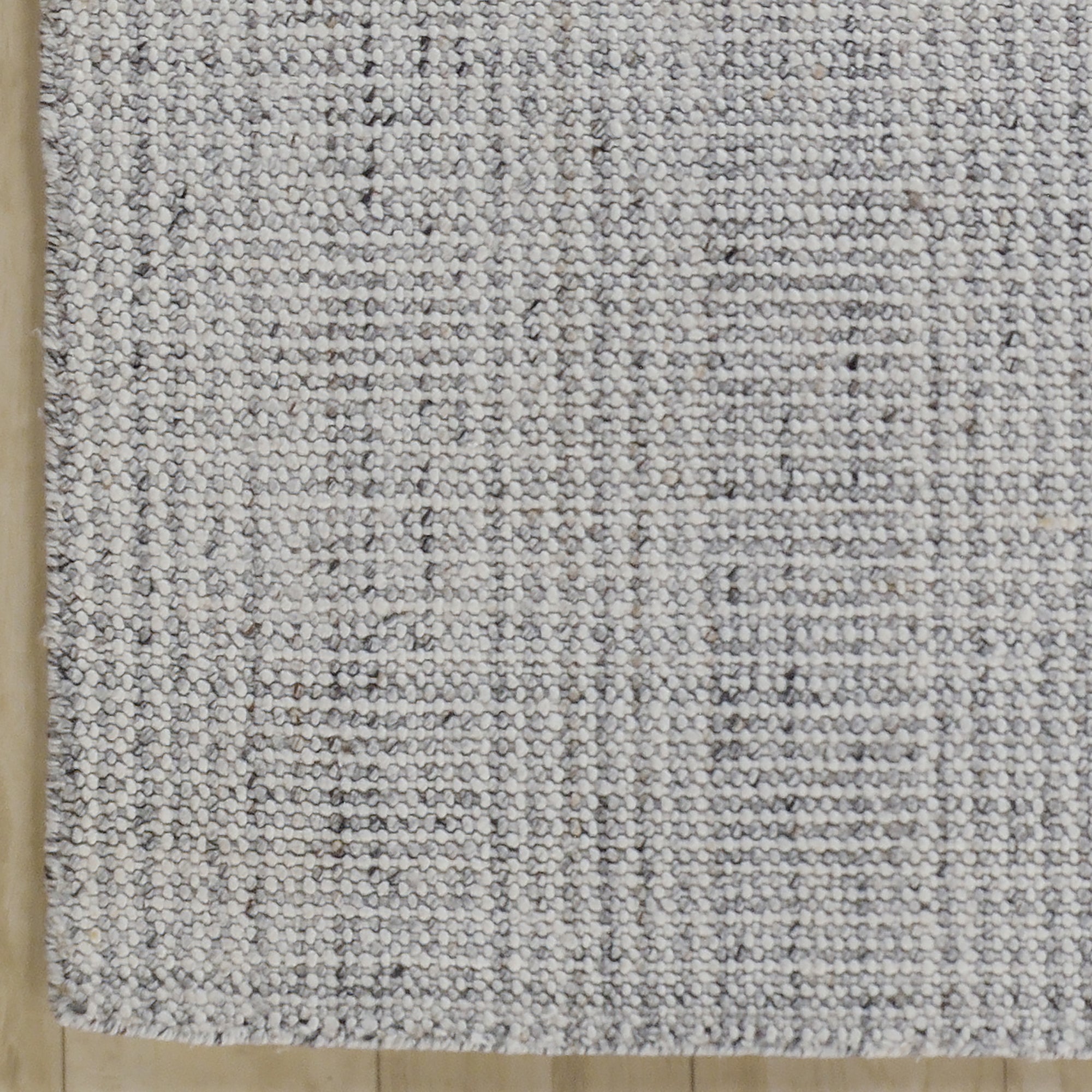 Brynn Hand-Loomed Solid Indoor/Outdoor Area Rug