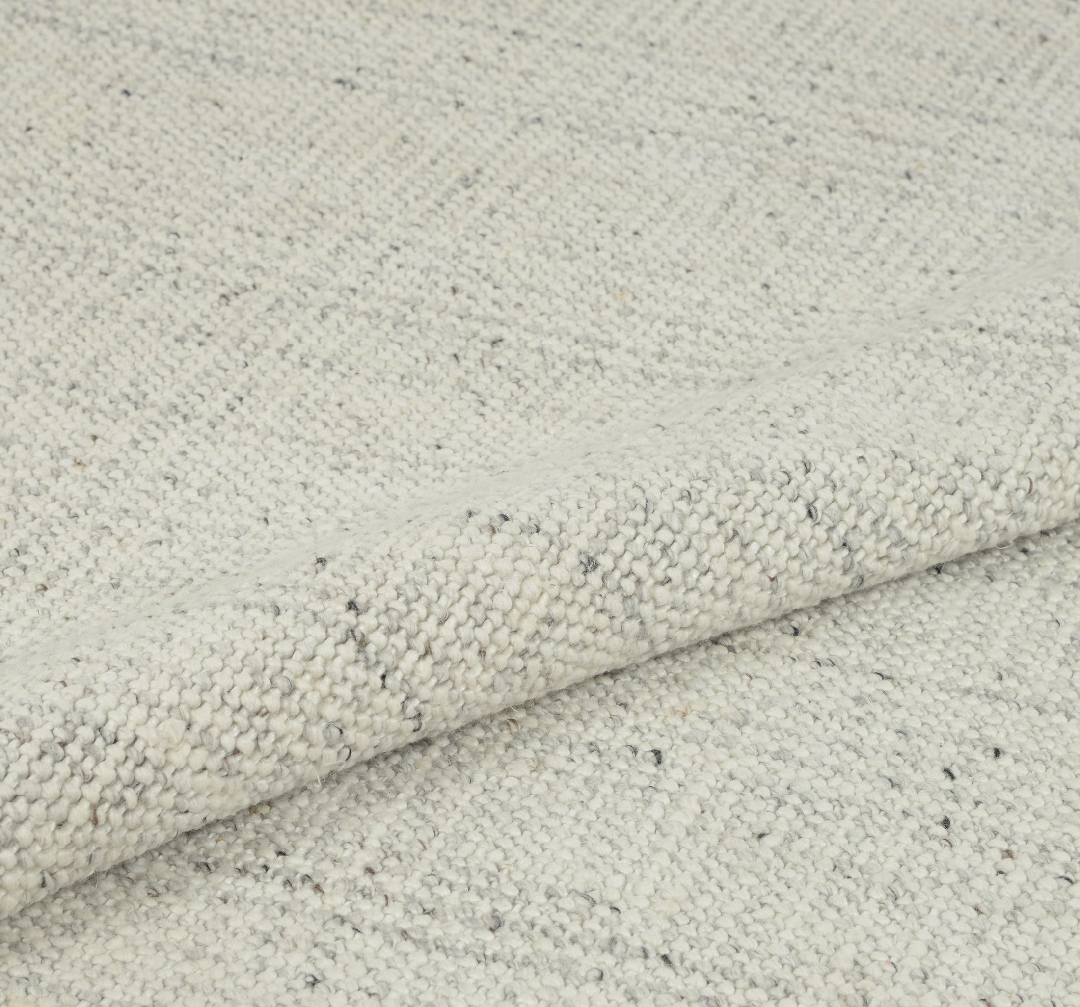 Brynn Hand-Loomed Solid Indoor/Outdoor Area Rug